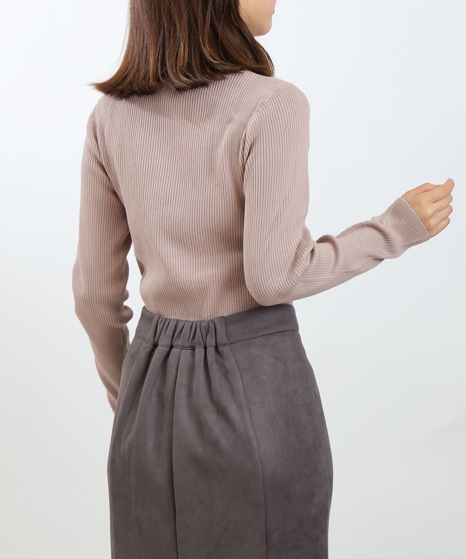 ピンクベージュ model:156 着用サイズ:M
