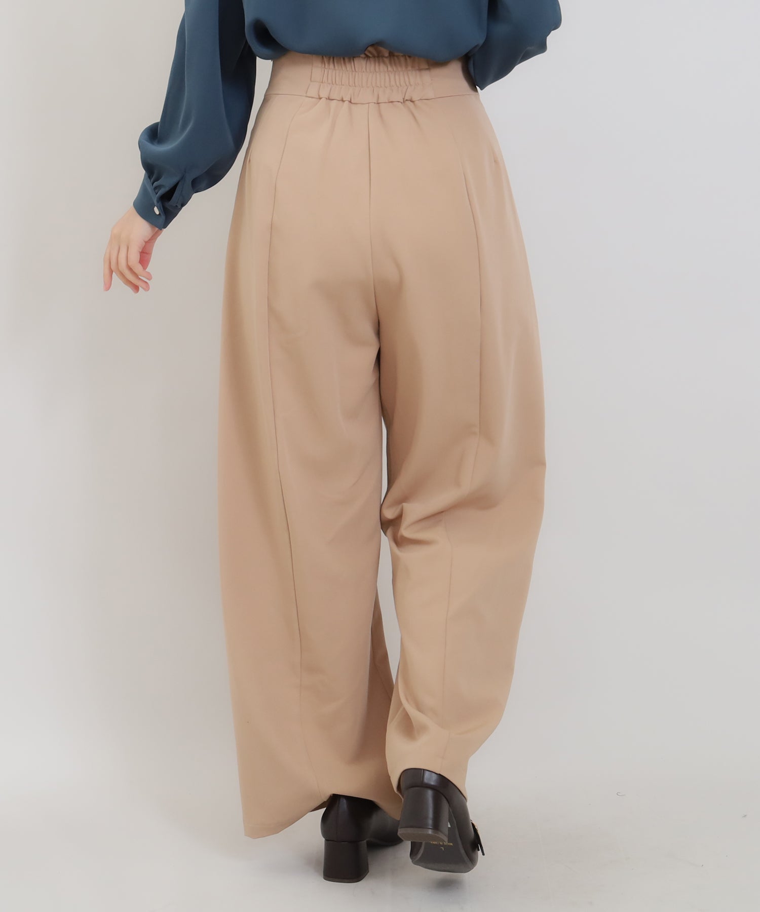キャメル model:156 着用サイズ:S