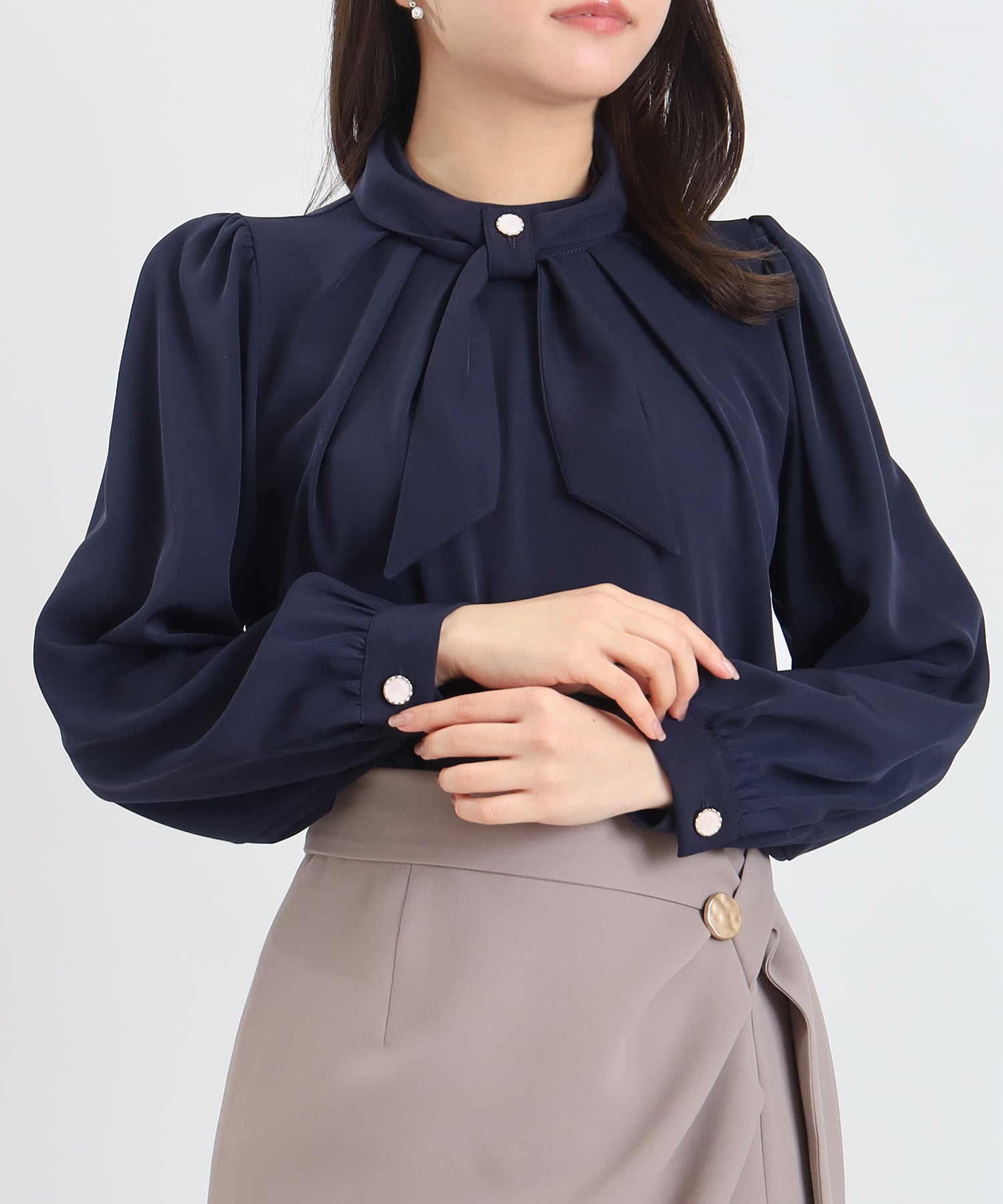 ネイビー model:156 着用サイズ:S
スカーフ:無地