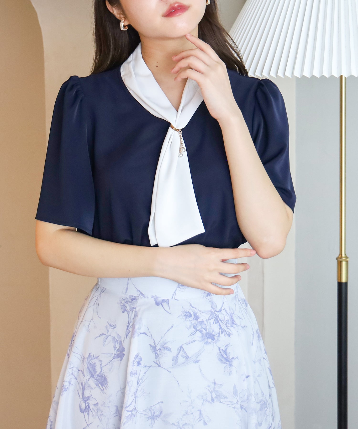 ネイビー
