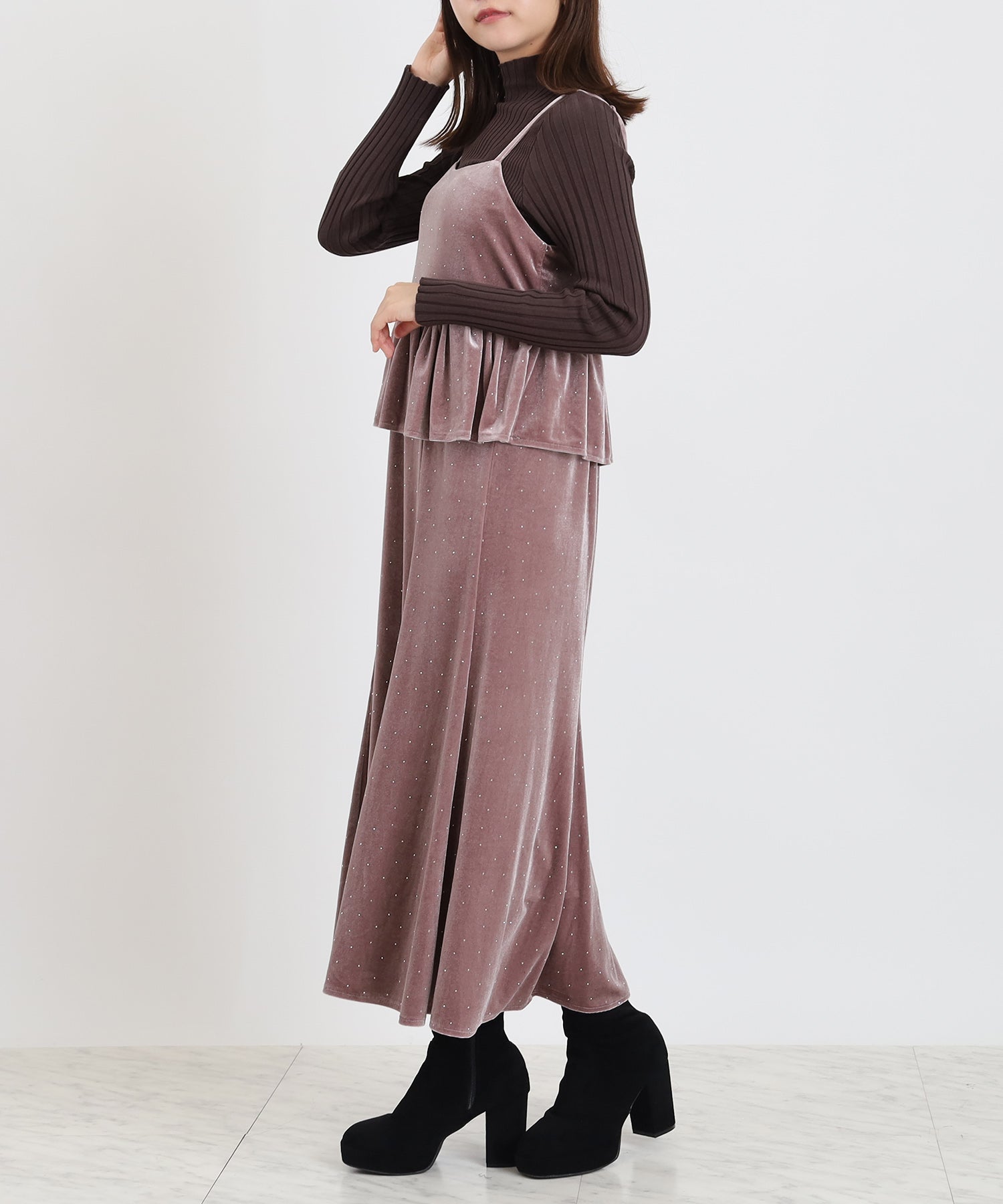 モカ model:156 着用サイズ:M