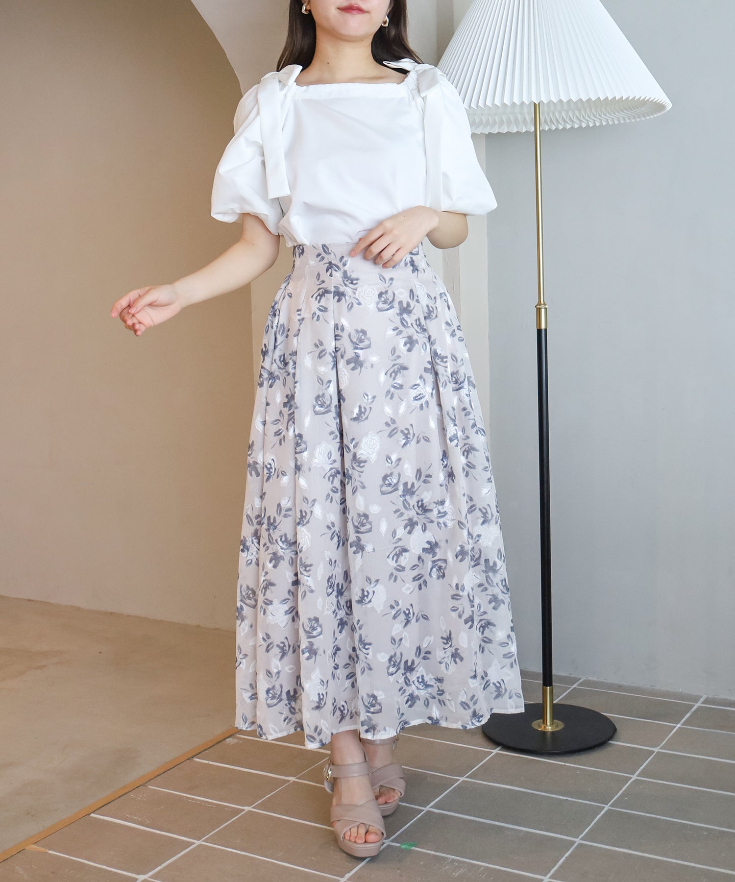 ホワイト model:156 着用サイズ:M