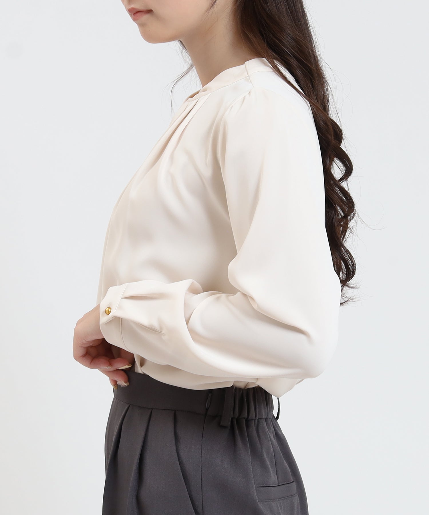 ベージュ model:160cm/骨格ウェーブ 着用サイズ:M