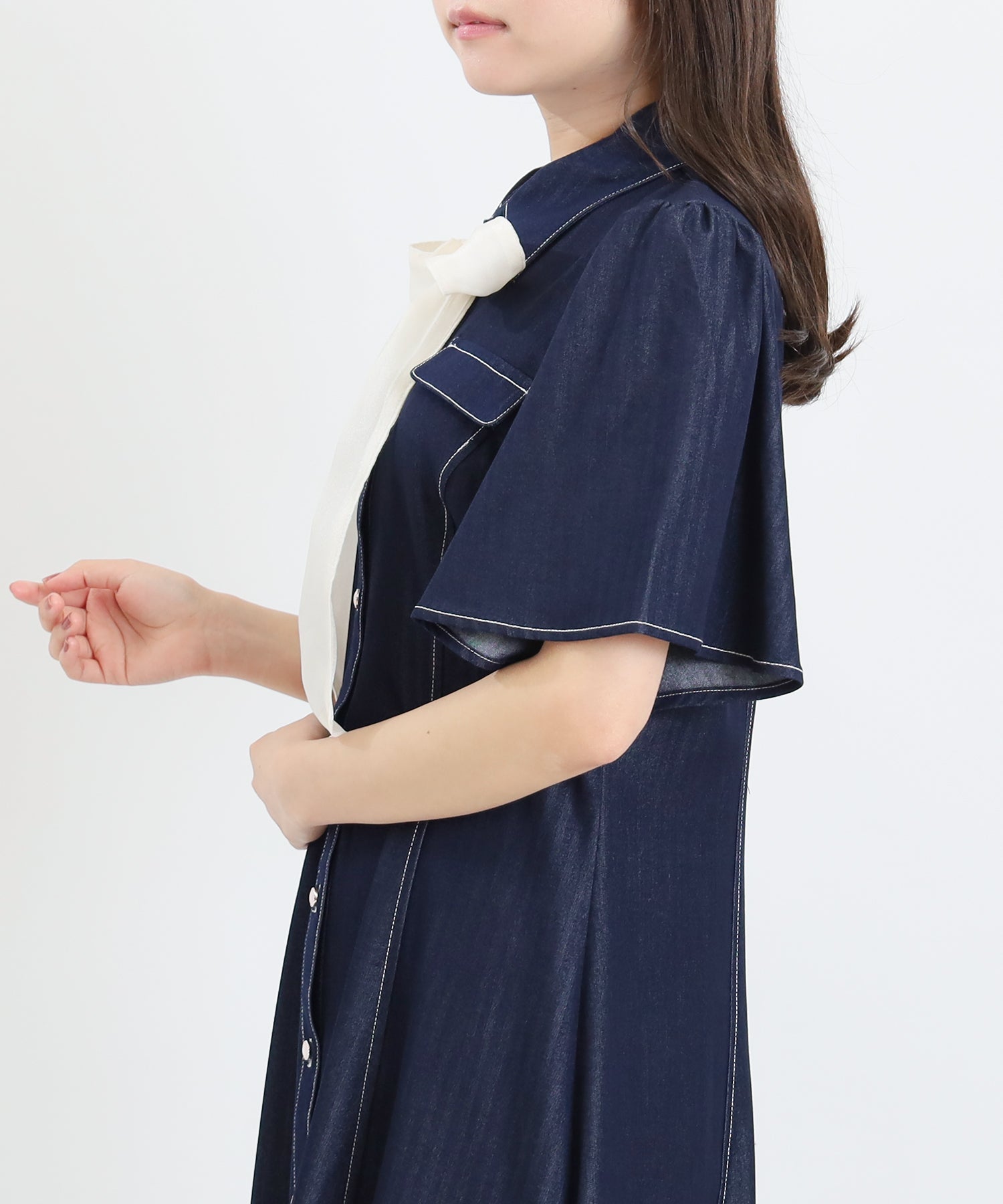 インディゴブルー model:156 着用サイズ:M