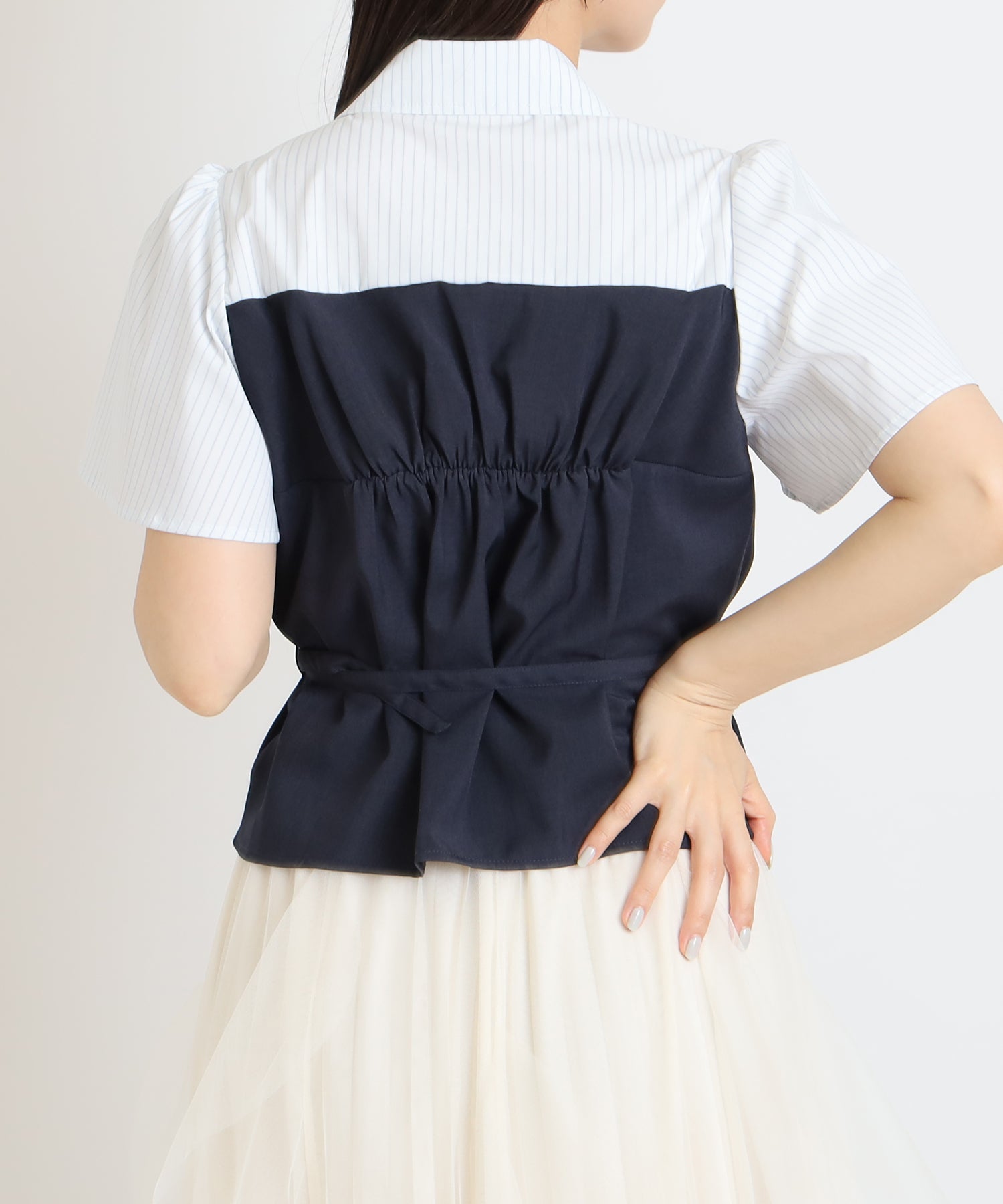 ホワイト×ブルー(ストライプ) model:160 着用サイズ:M