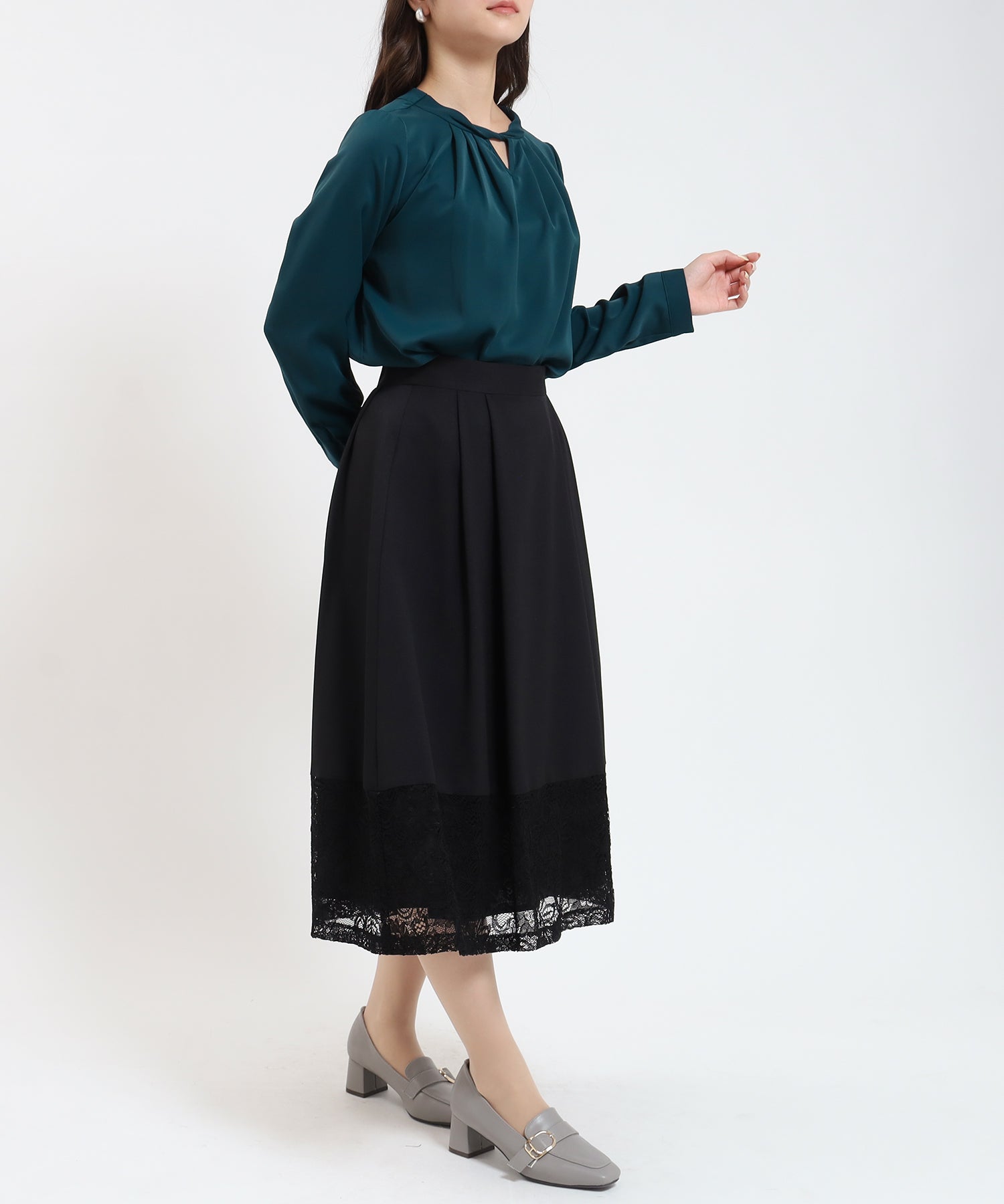 ブルーグリーン model:160cm/骨格ウェーブ 着用サイズ:M