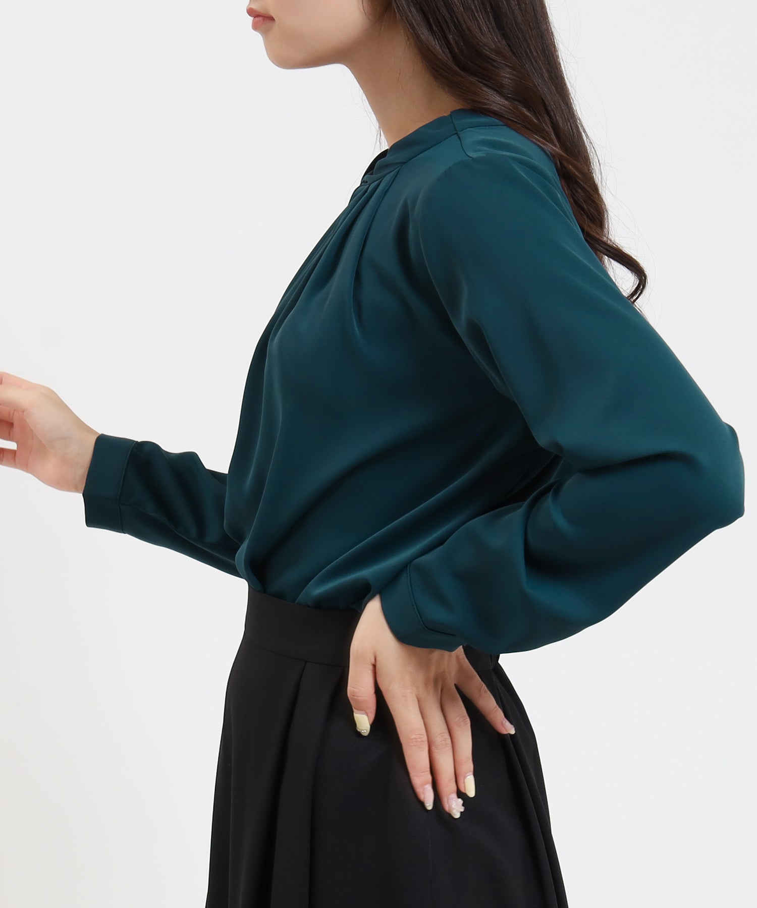 ブルーグリーン model:160cm/骨格ウェーブ 着用サイズ:M