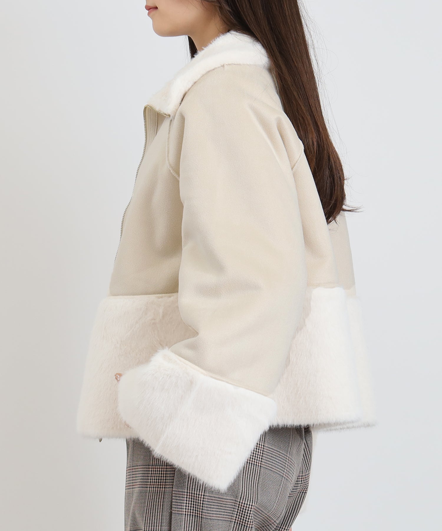 アイボリー model:160cm 着用サイズ:M