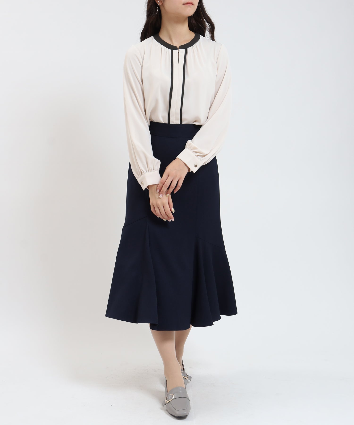 ベージュ model:160cm/骨格ウェーブ 着用サイズ:M