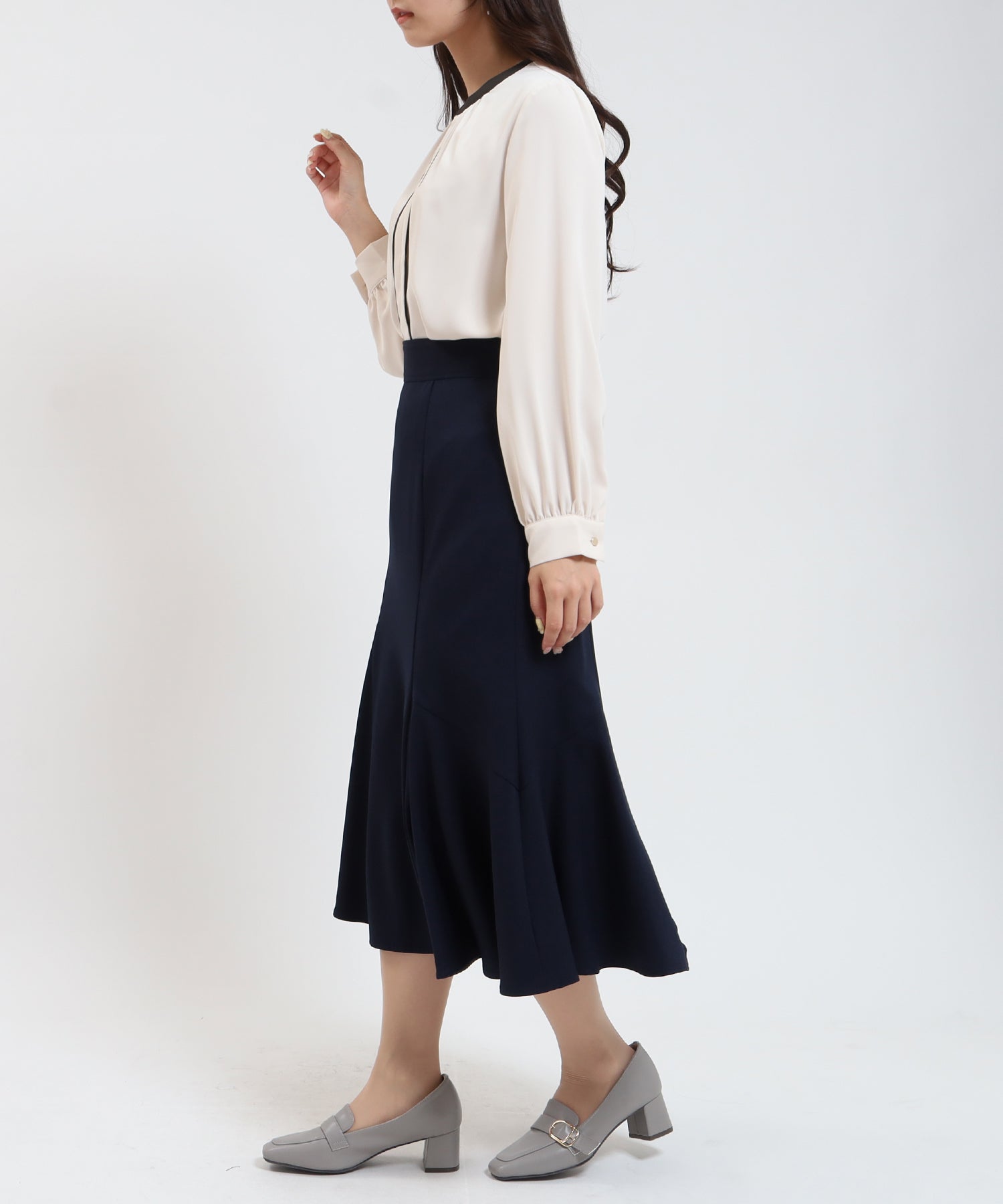 ベージュ model:160cm/骨格ウェーブ 着用サイズ:M