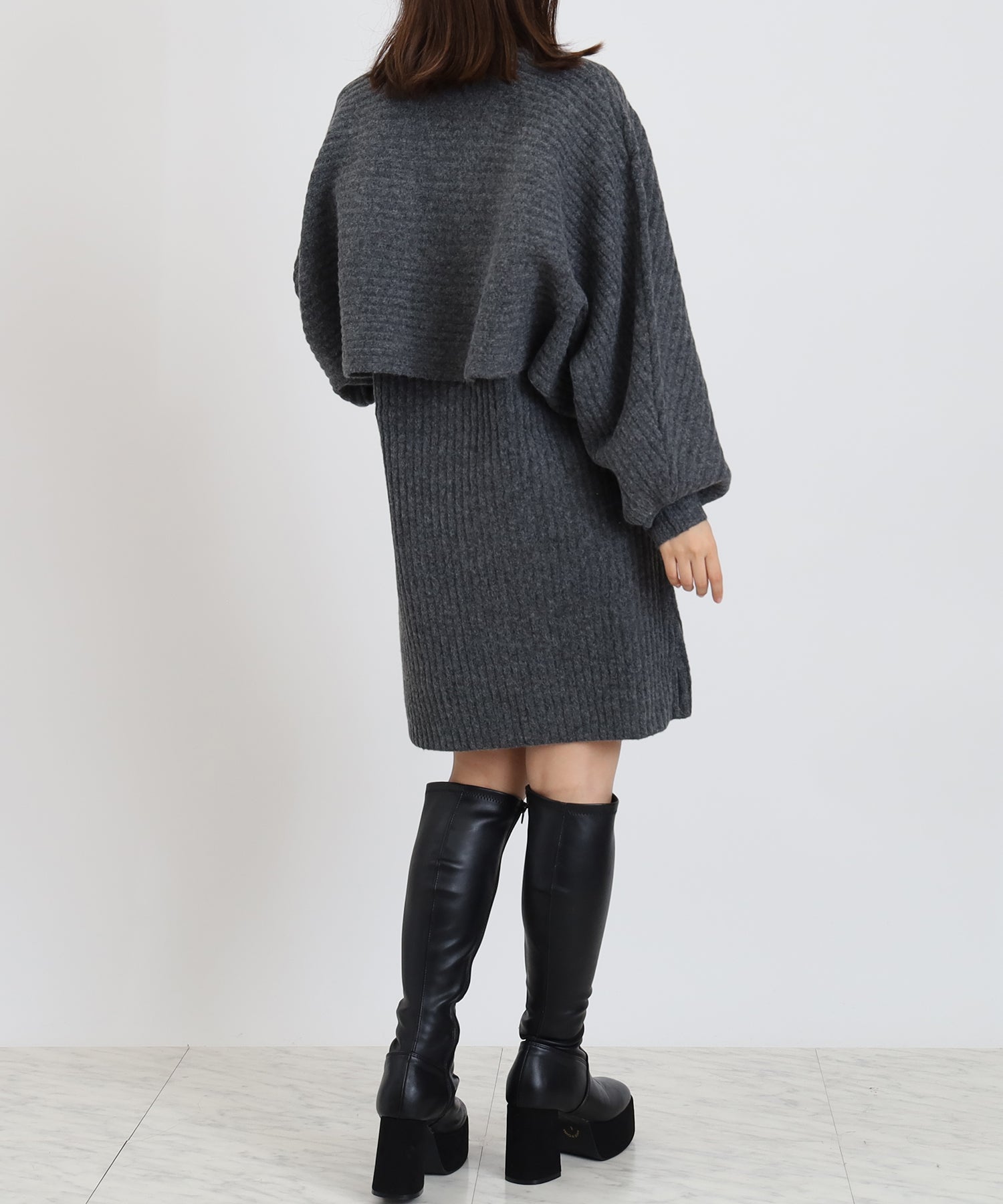 チャコール model:156cm 着用サイズ:M