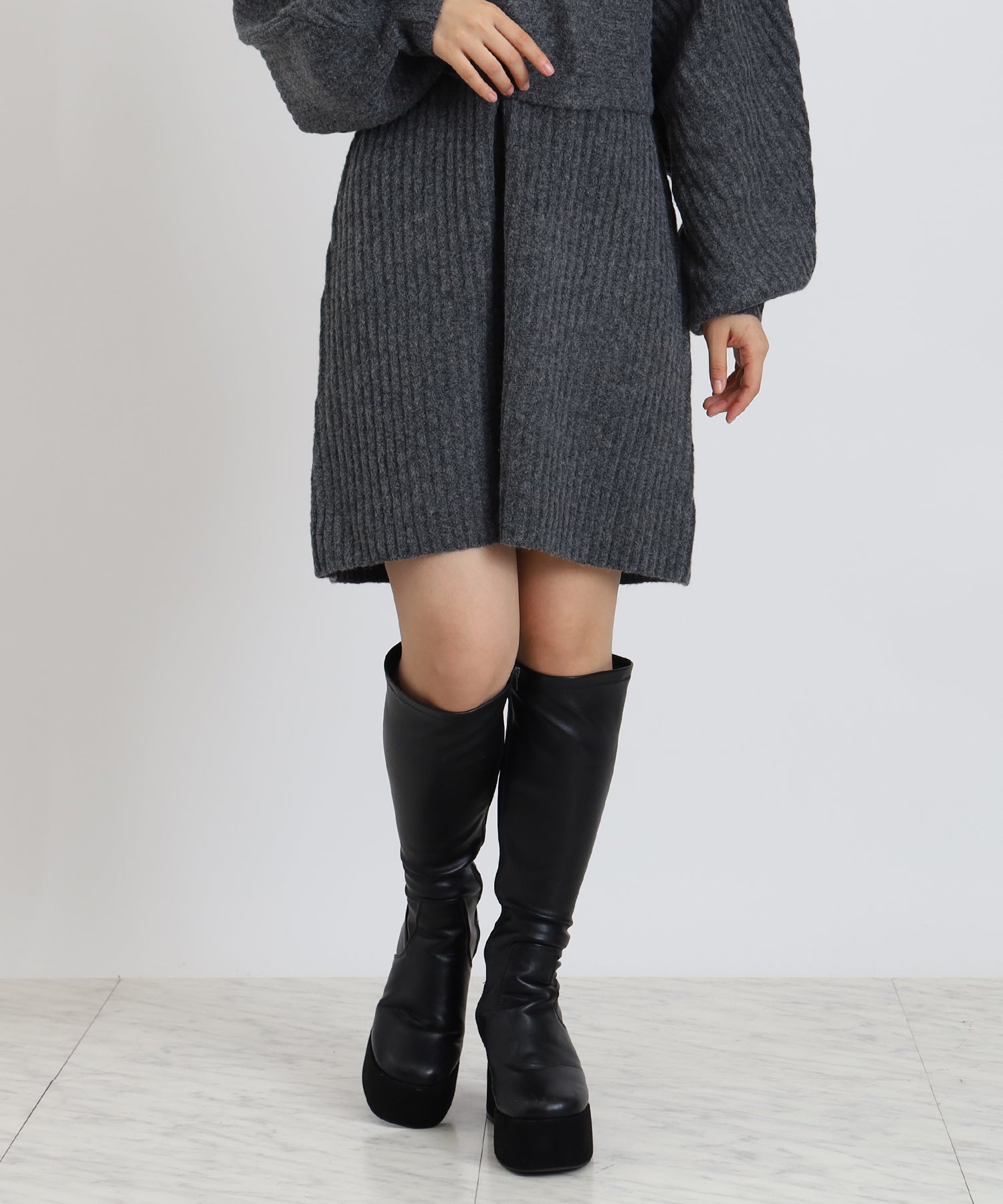 チャコール model:156cm 着用サイズ:M