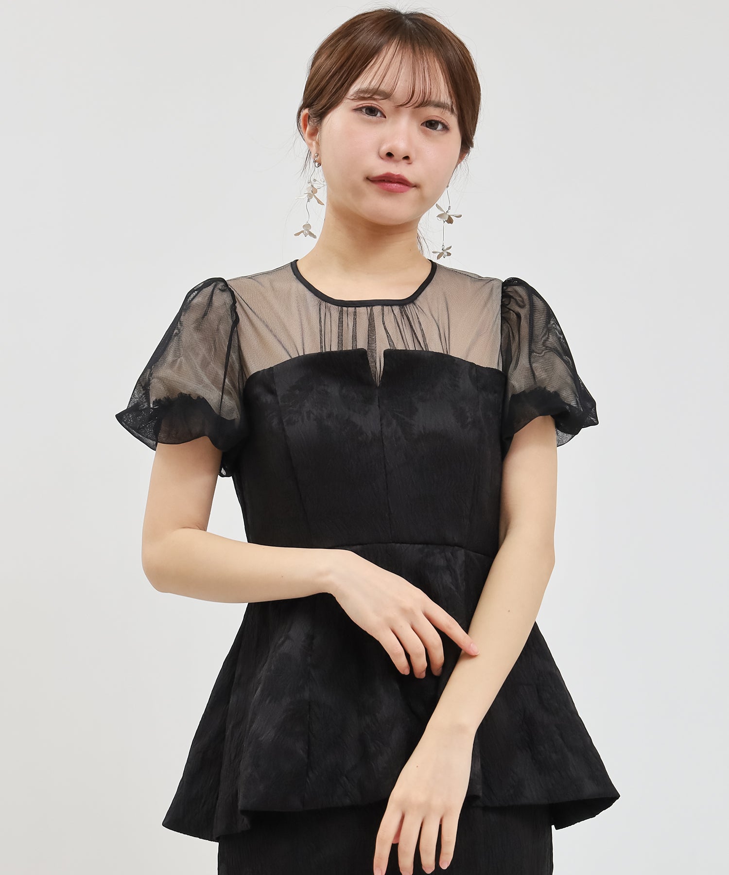 ブラック model:155cm/骨格ウェーブ 着用サイズ:M