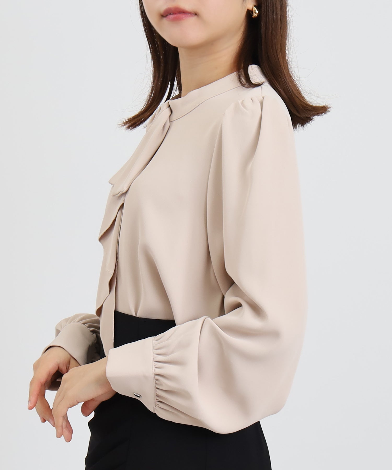 グレージュ model:156 着用サイズ:M