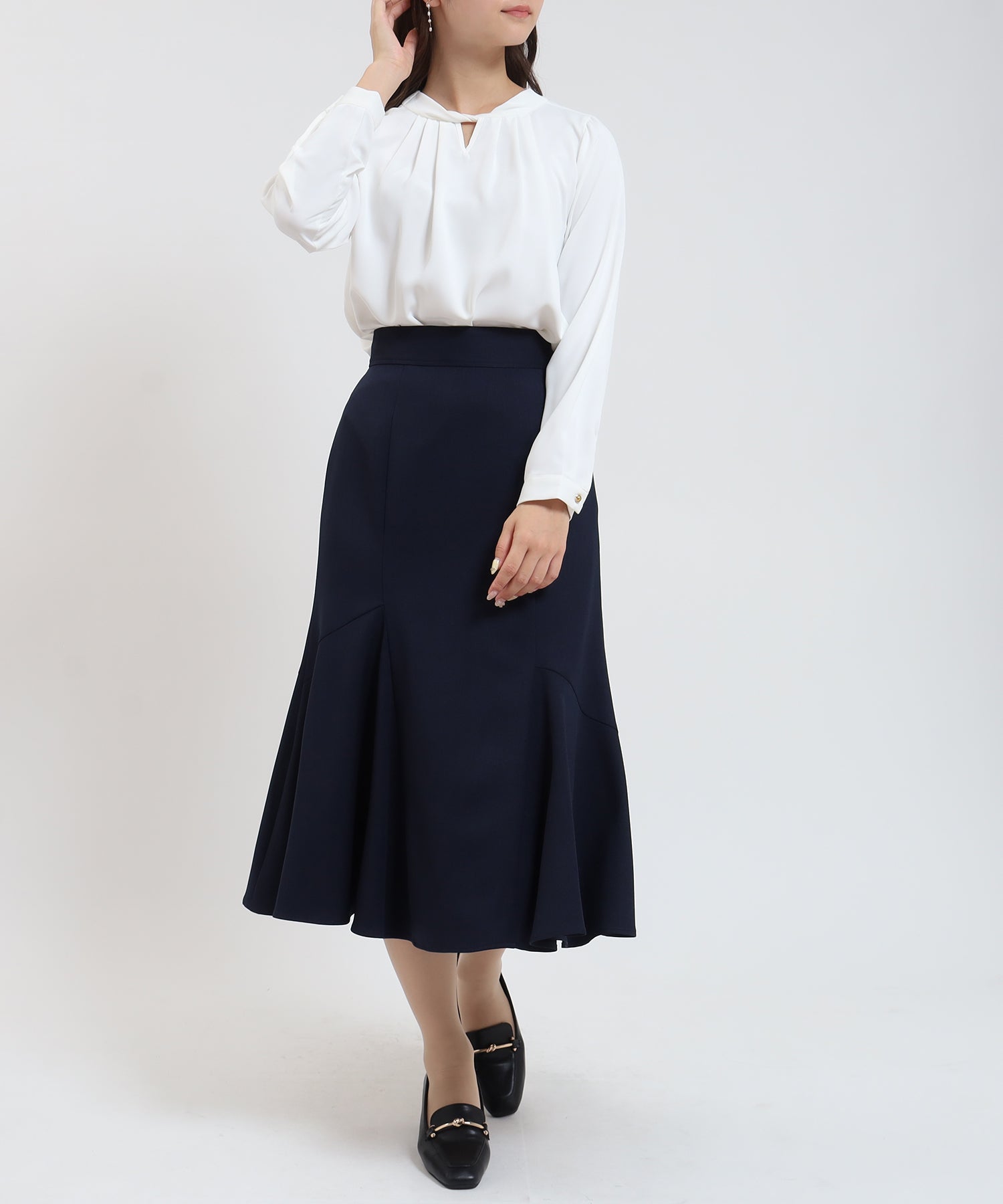 ホワイト model:160cm/骨格ウェーブ 着用サイズ:M