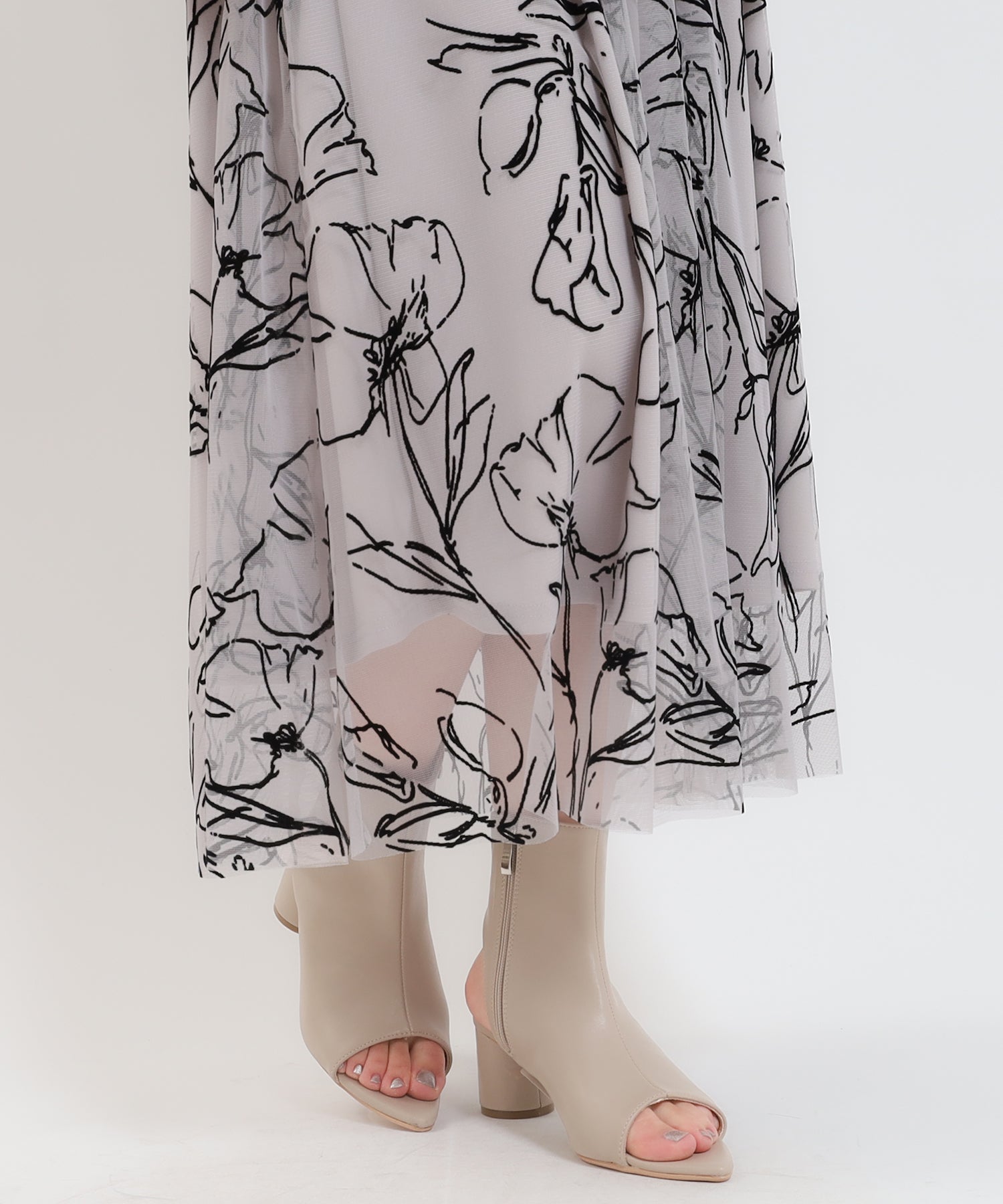 ベージュ model:156cm 着用サイズ:M