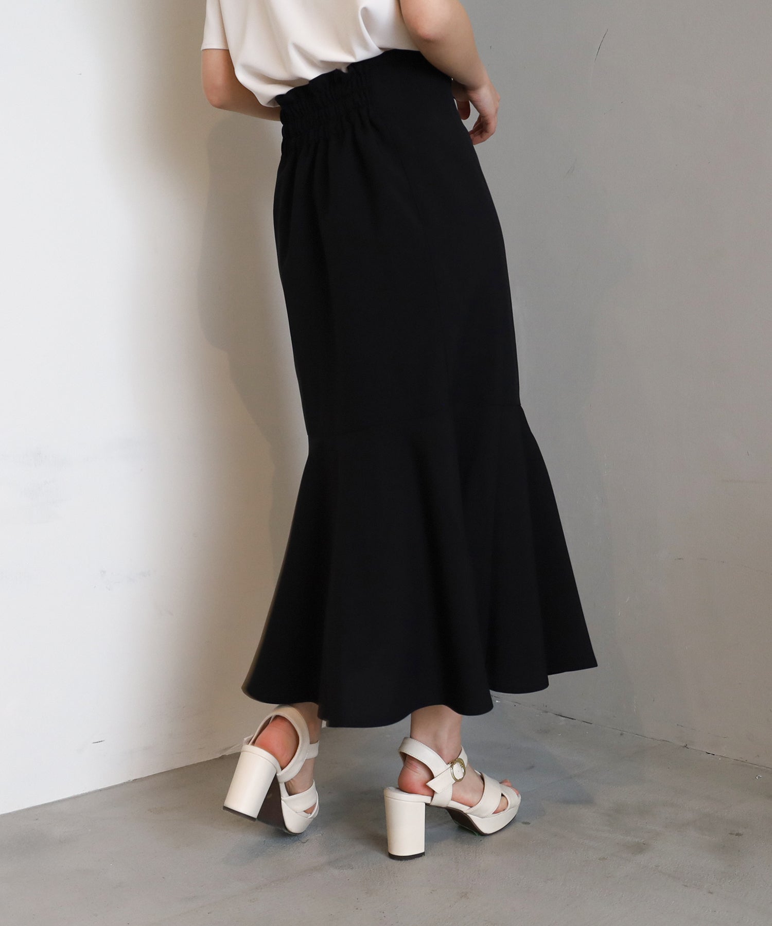 ブラック model:156 着用サイズ:M