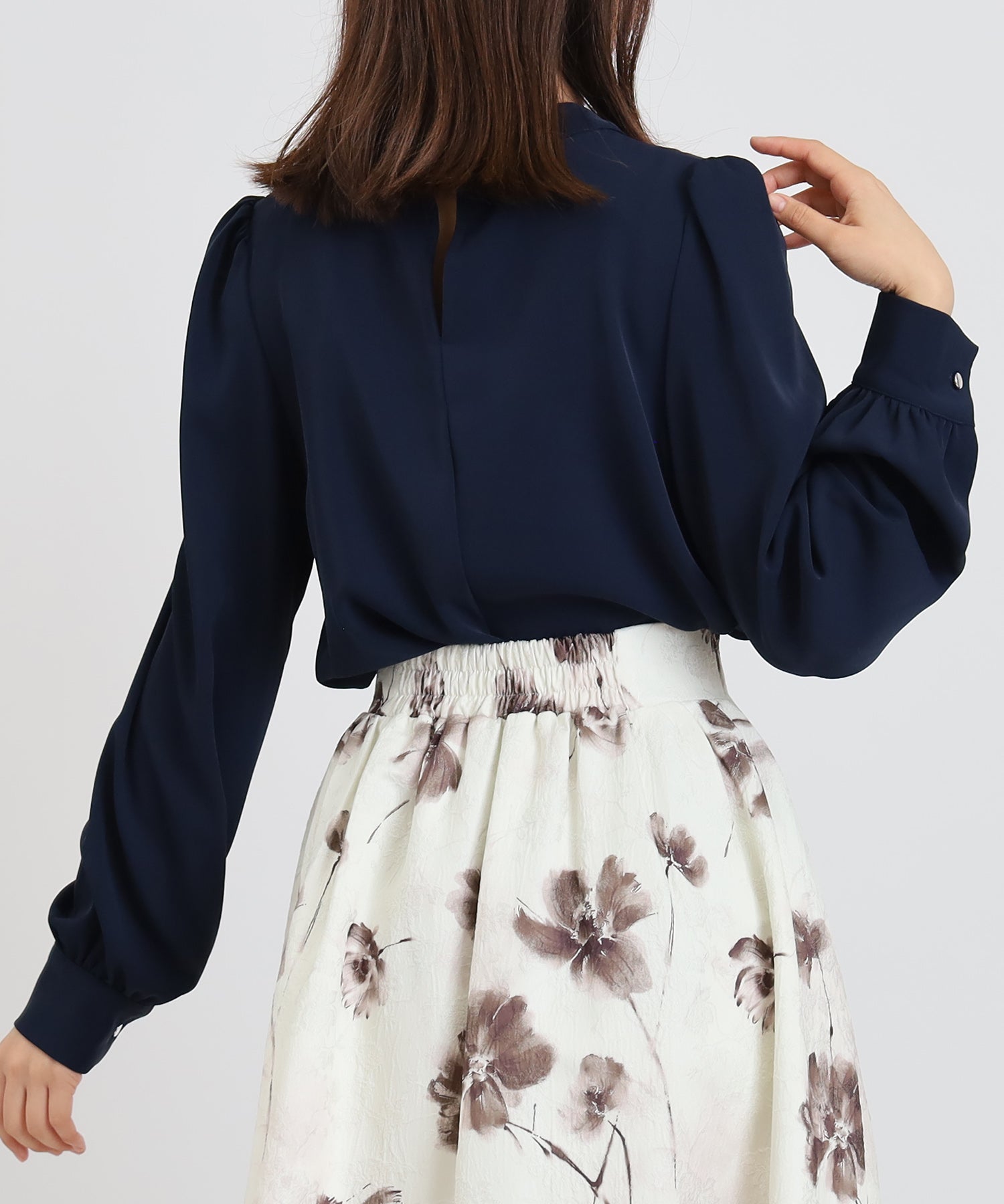 ネイビー model:156 着用サイズ:M