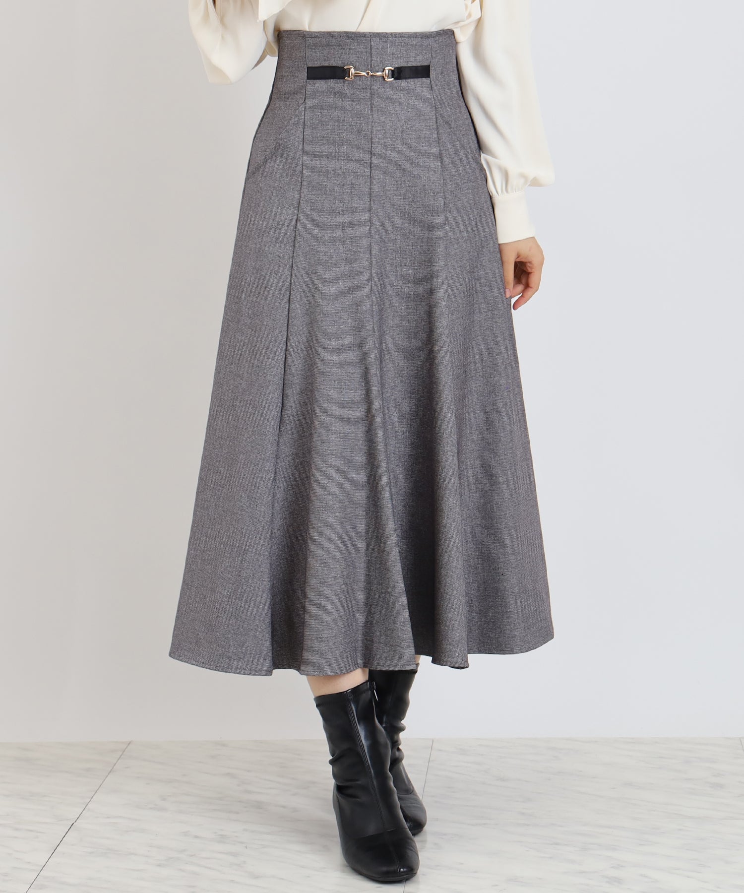 ライトグレー model:156cm 着用サイズ:S