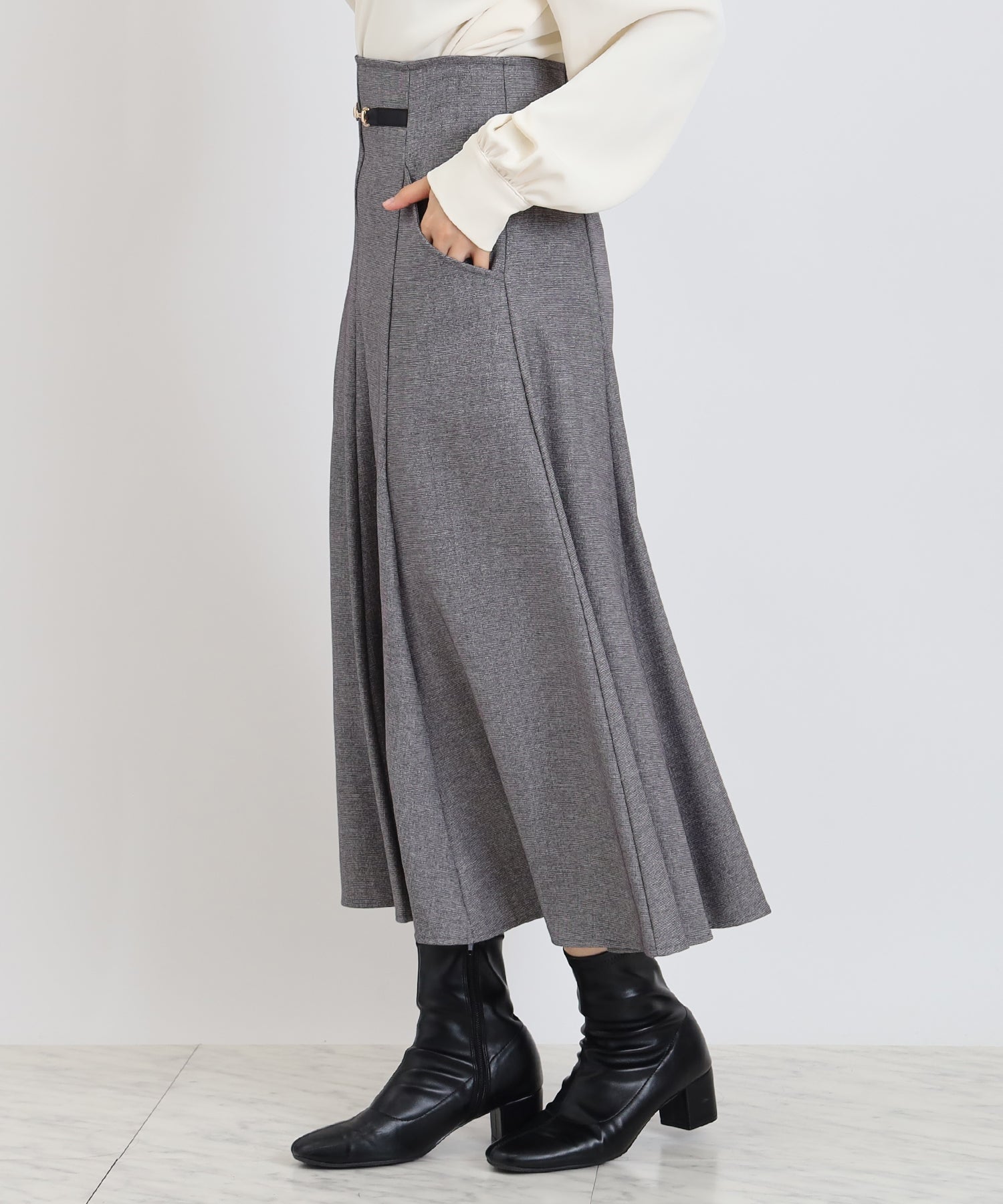 ライトグレー model:156cm 着用サイズ:S