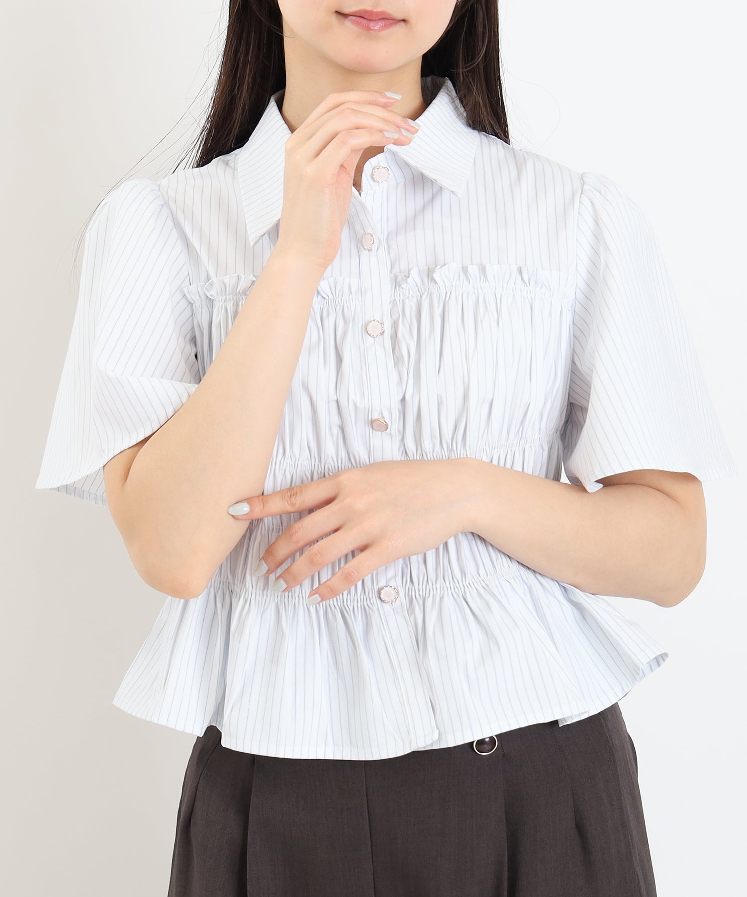 ブルー