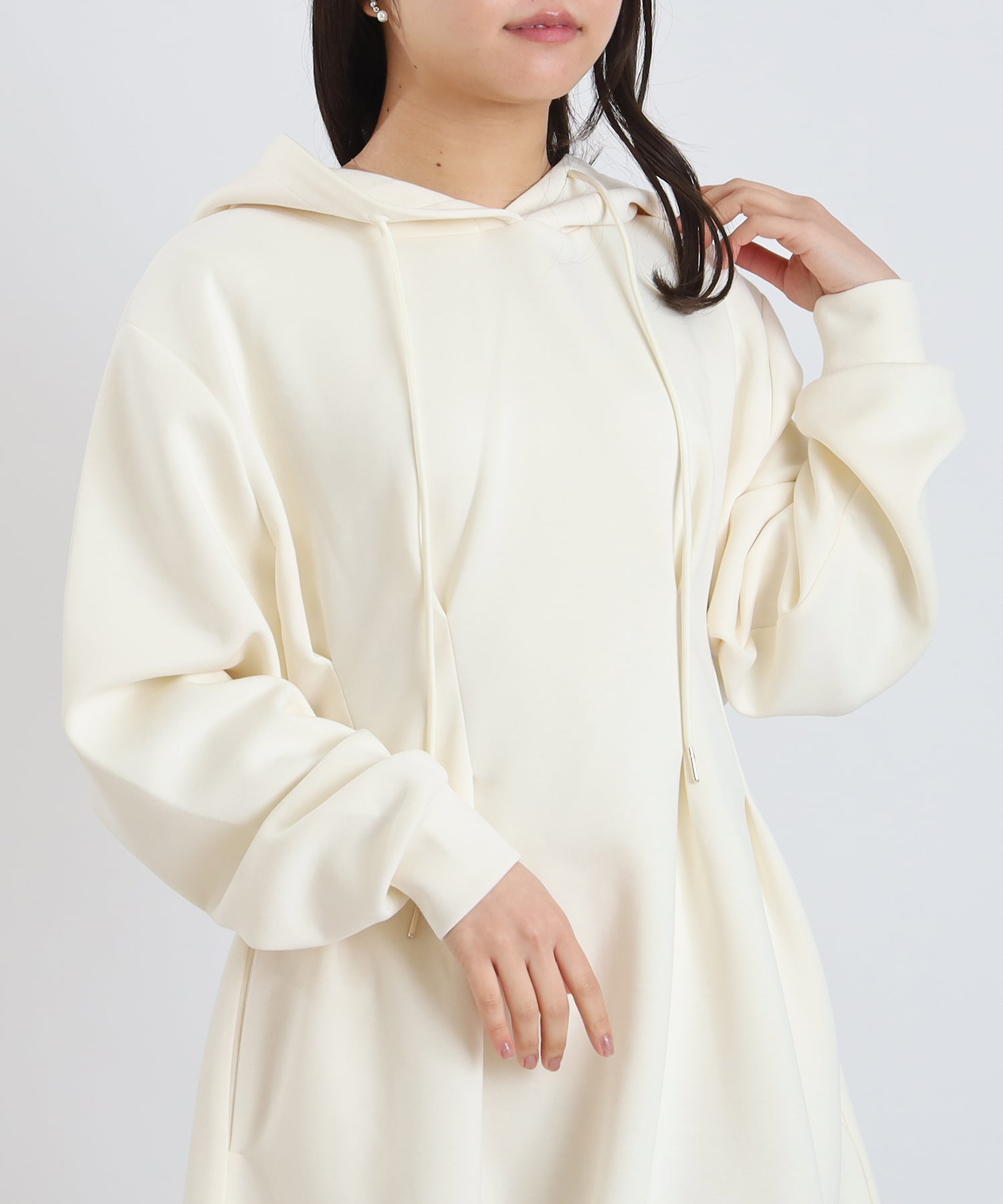 アイボリー model:156 着用サイズ:M