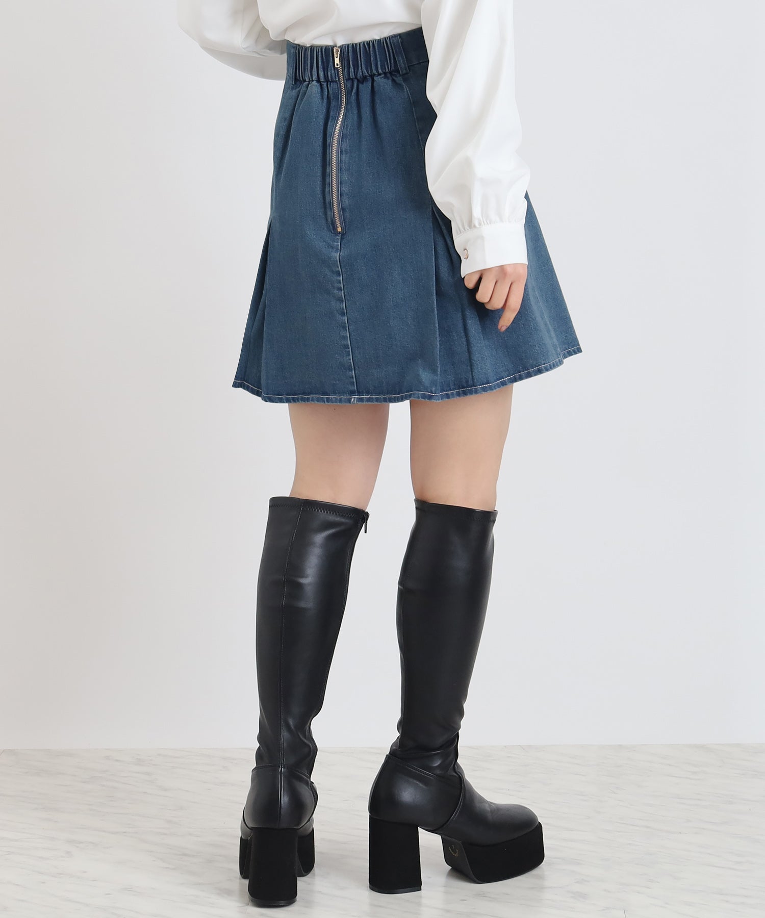 ブルー model:156 着用サイズ:S