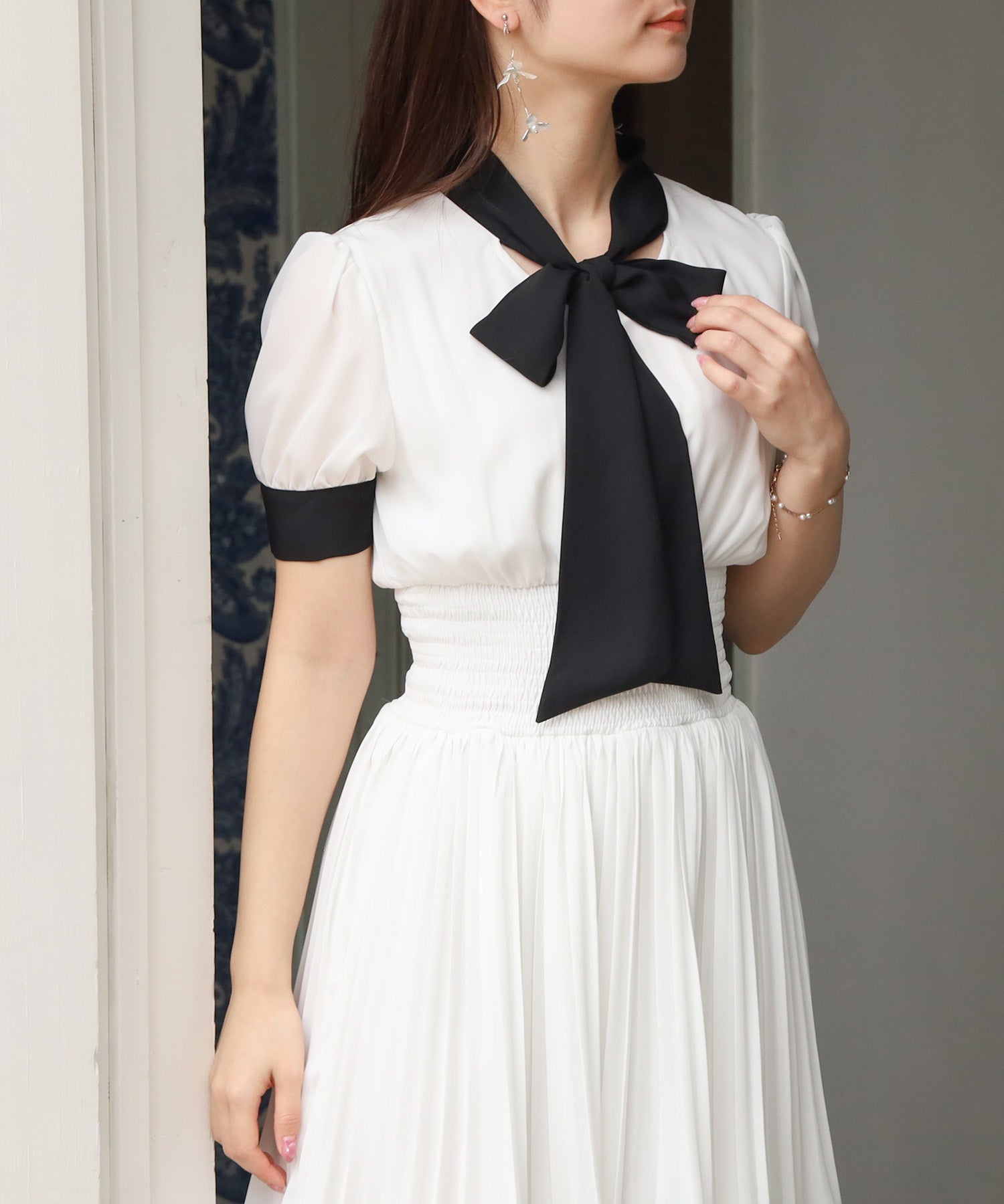 ホワイト model:160cm/骨格ウェーブ 着用サイズ:M