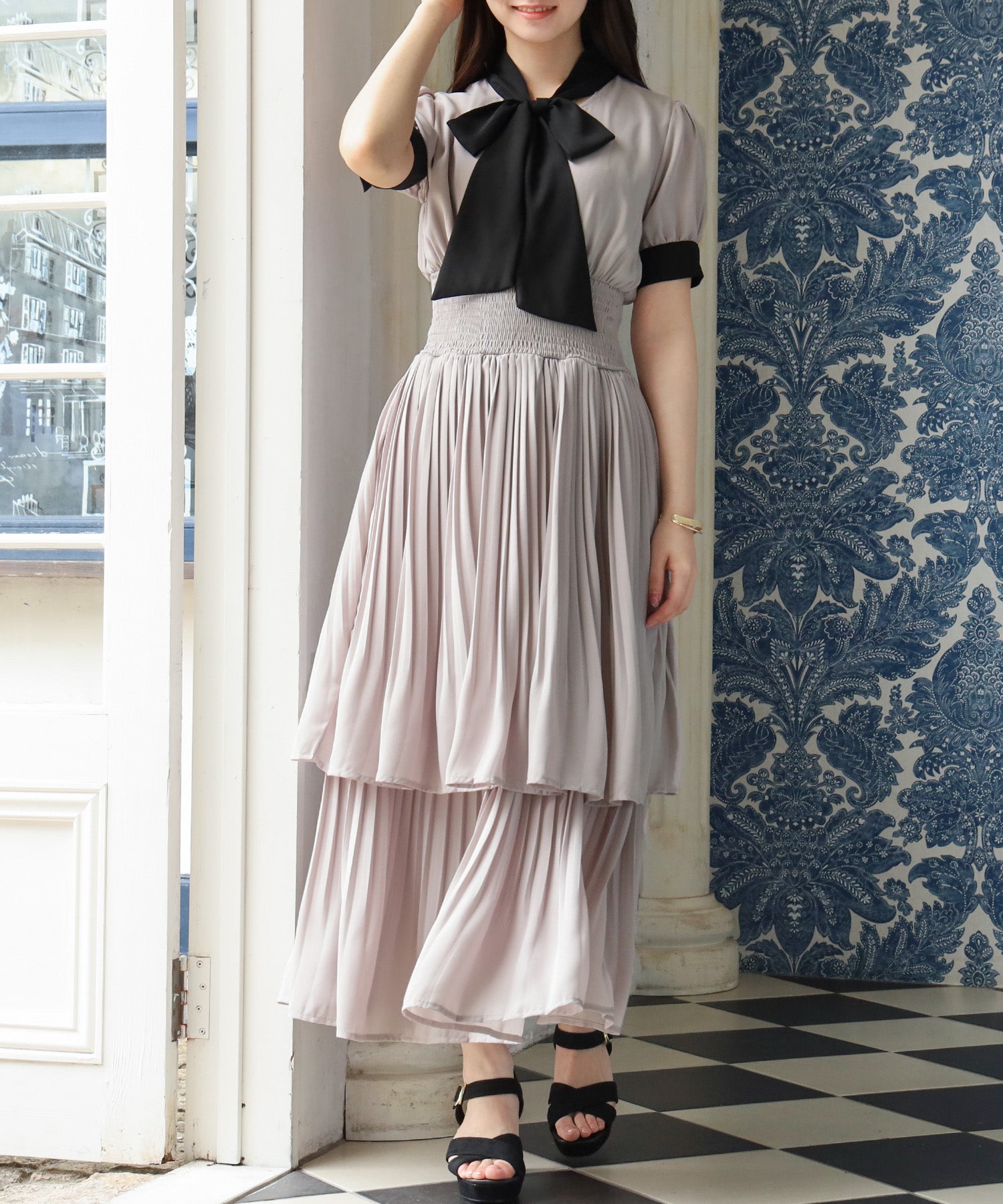 ライトグレー model:160cm/骨格ウェーブ 着用サイズ:M