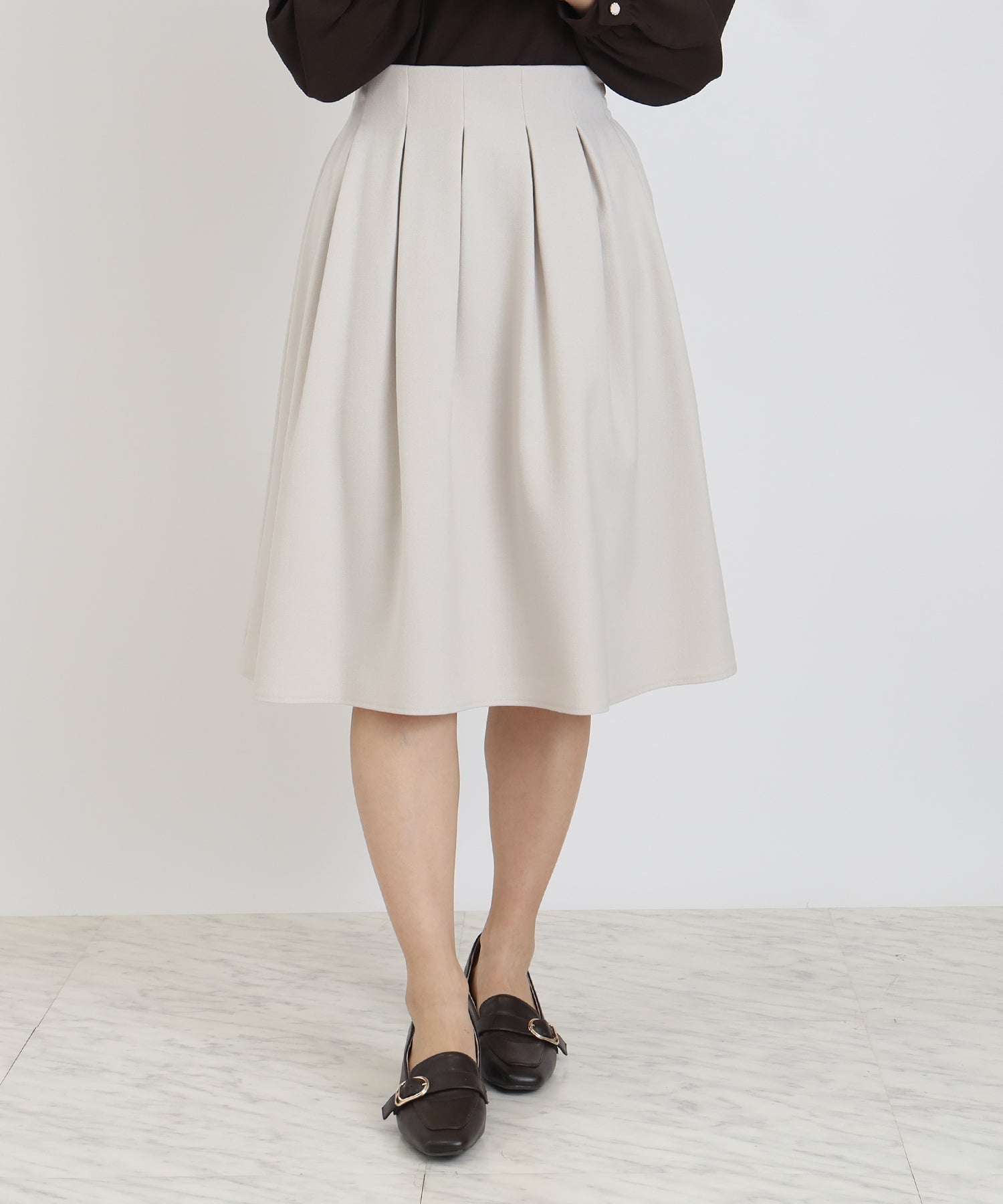 ベージュ model:160 着用サイズ:M