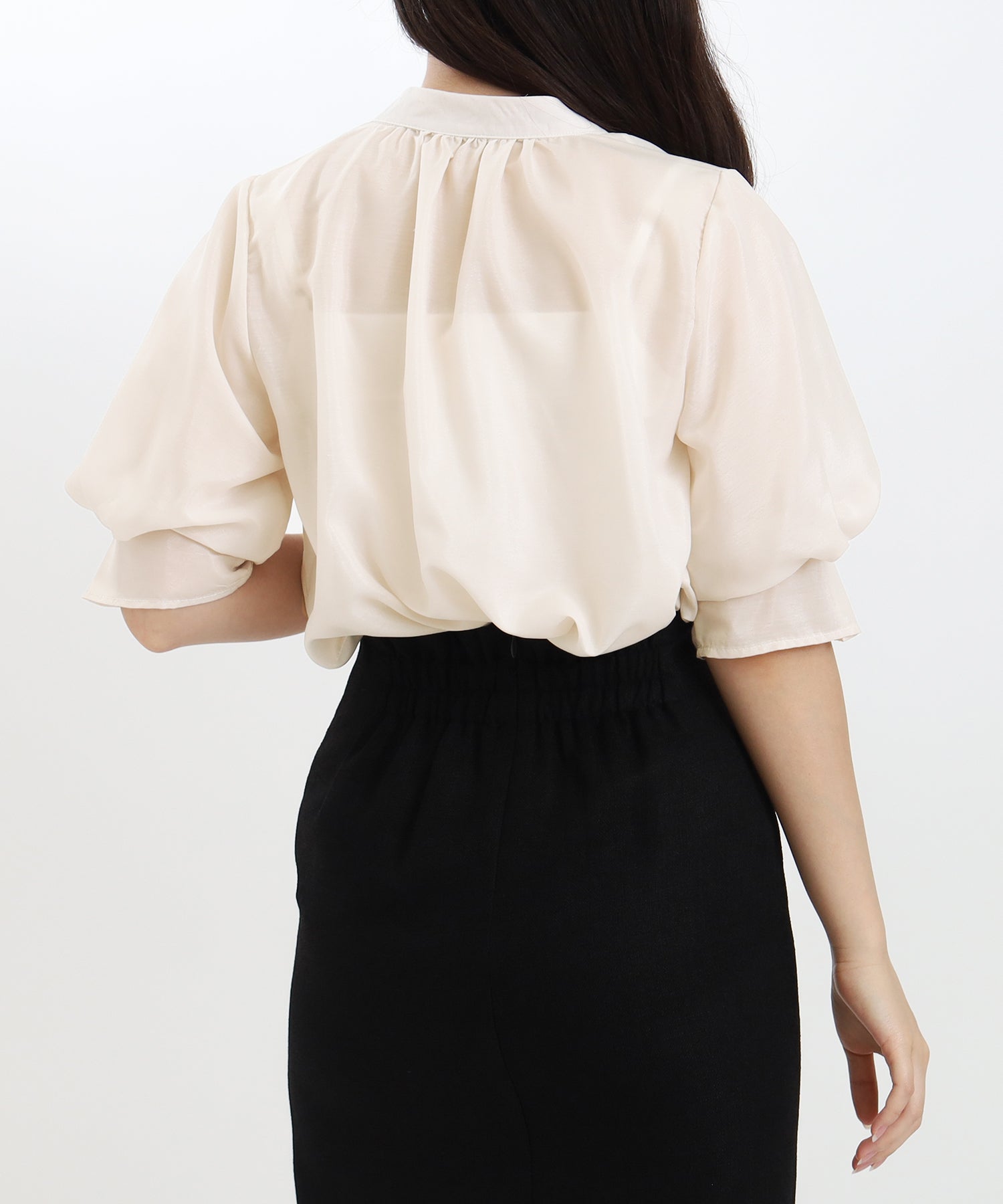 ベージュ model:160 着用サイズ:M