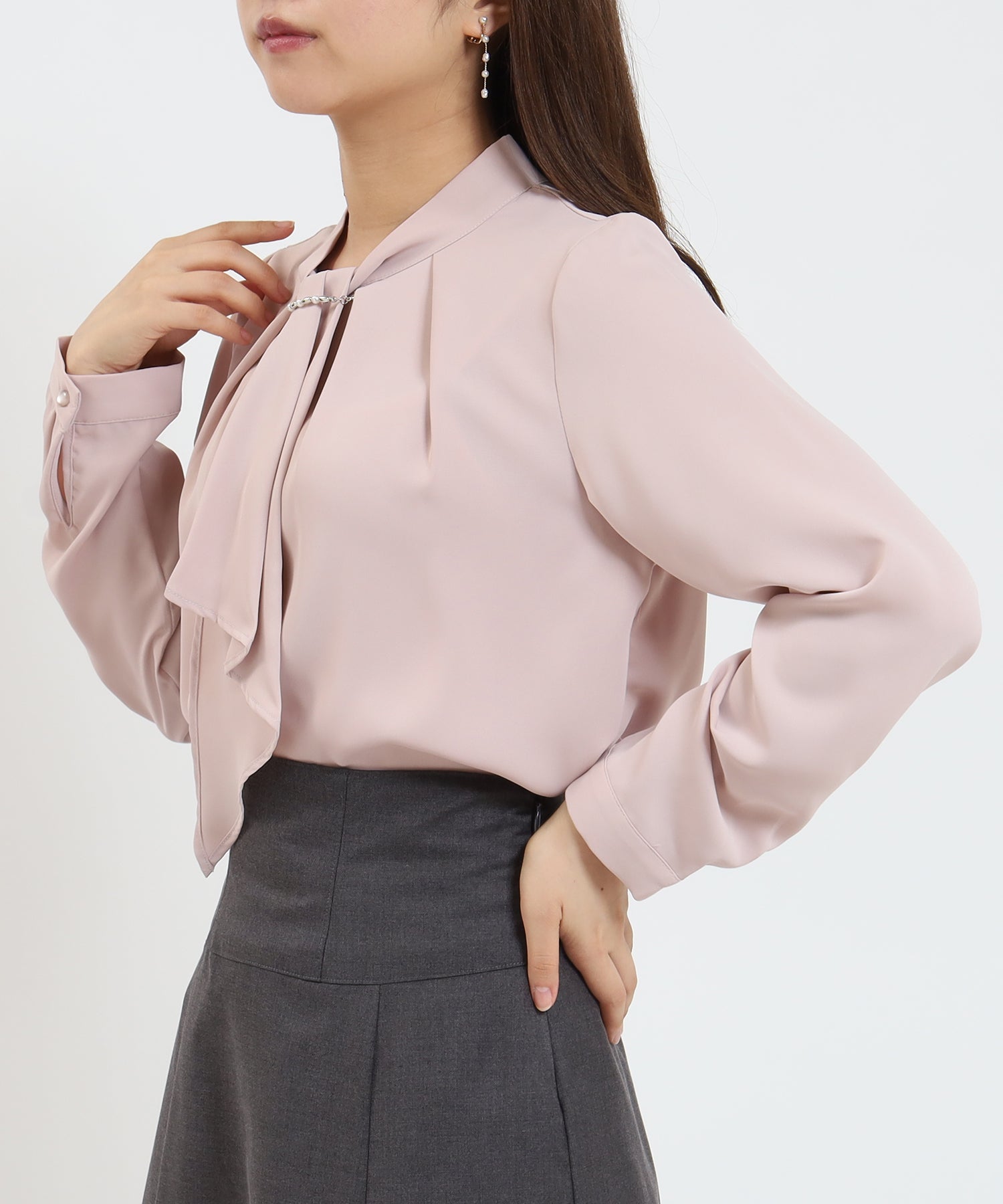 ピンクベージュ model:155 着用サイズ:M