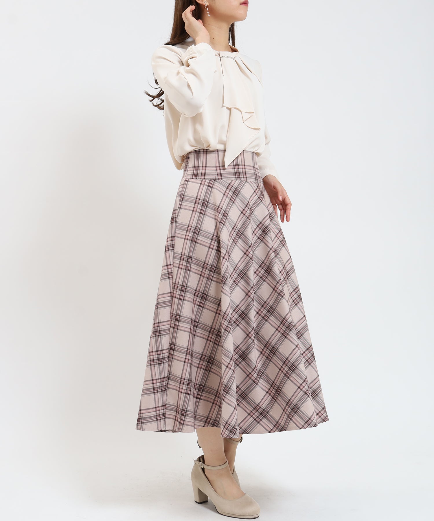 ベージュ model:155 着用サイズ:M