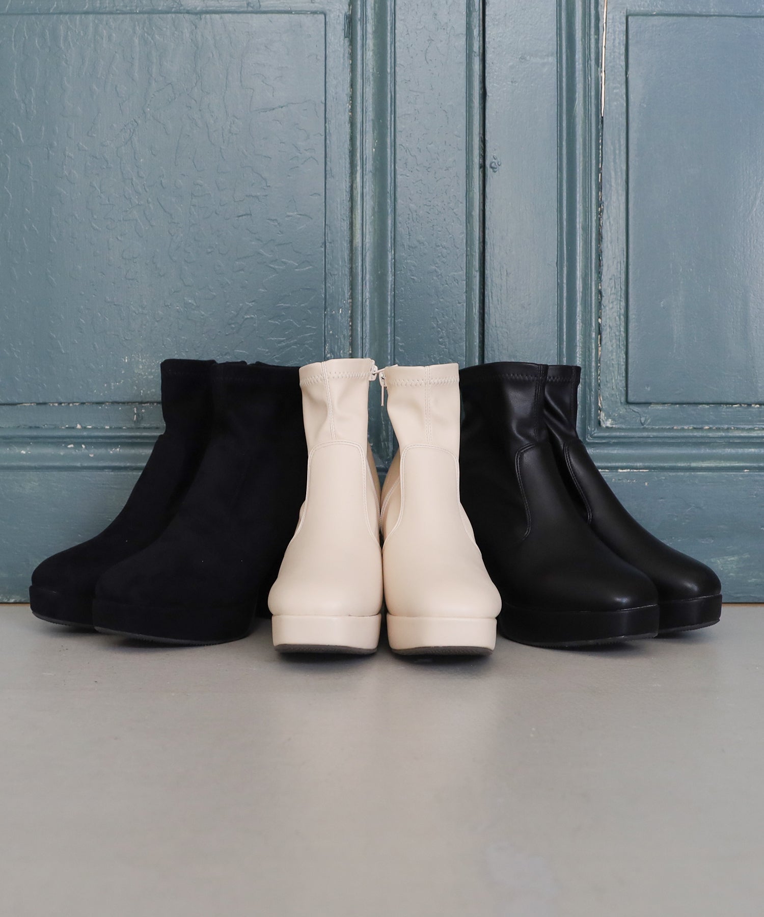 厚底ショートブーツ