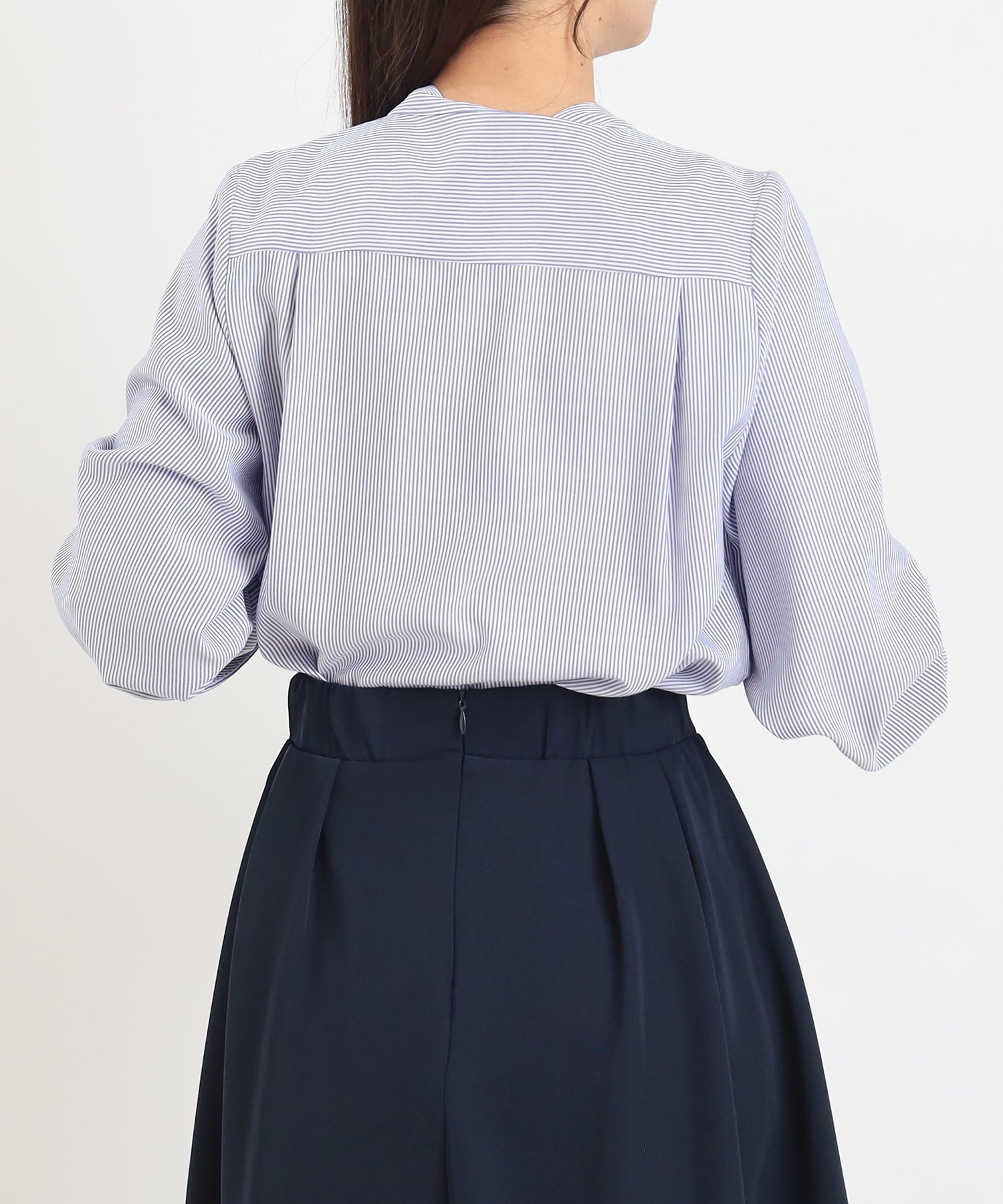 ホワイト×ブルー model:156 着用サイズ:M