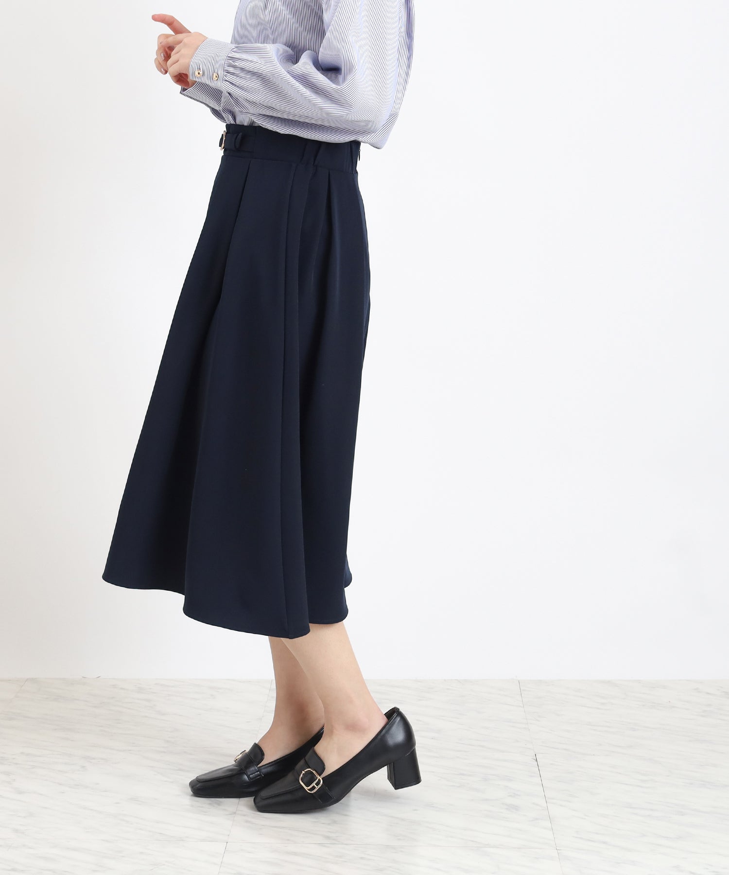 ネイビー model:156 着用サイズ:M