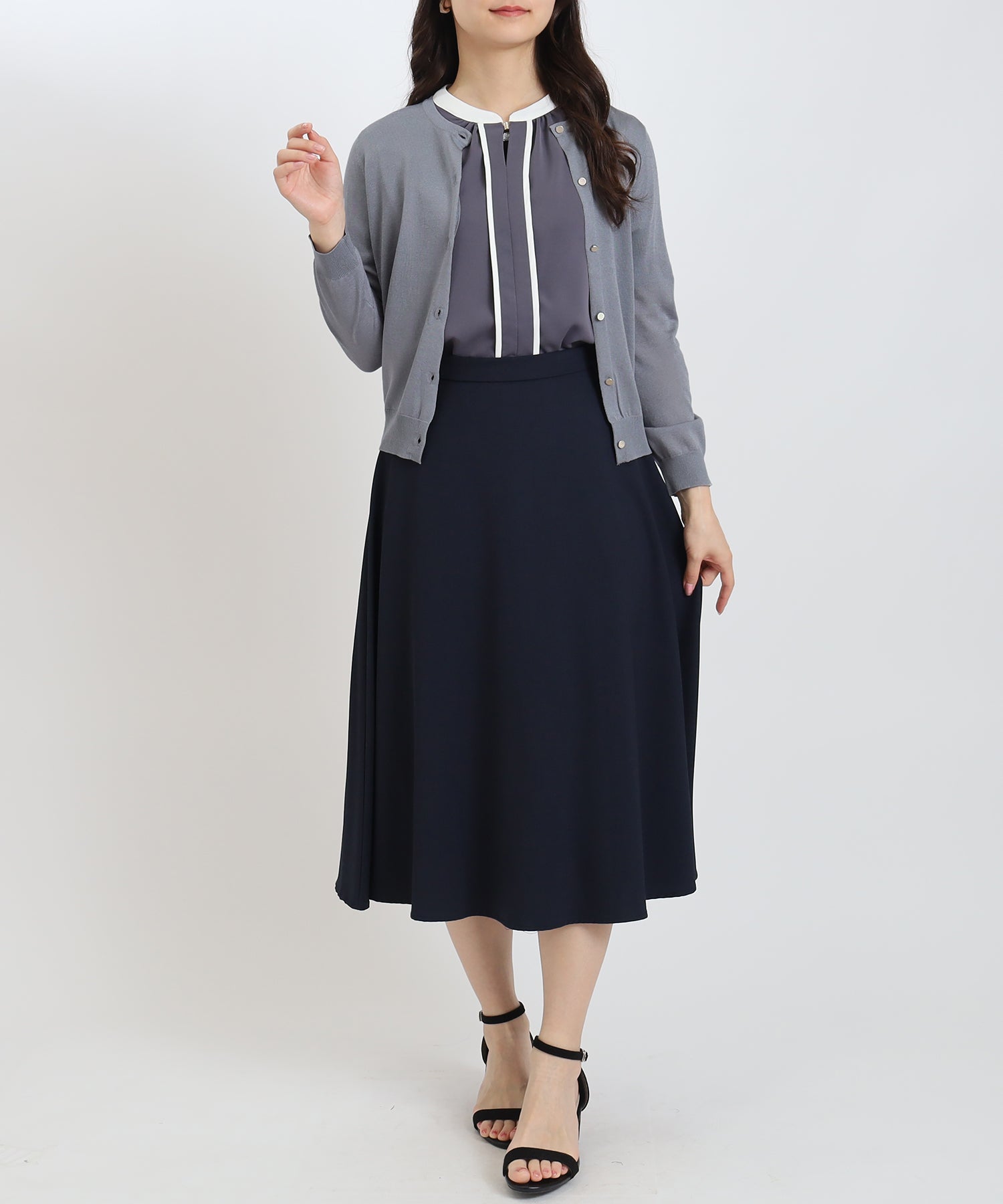 チャコール model:160cm 着用サイズ:M