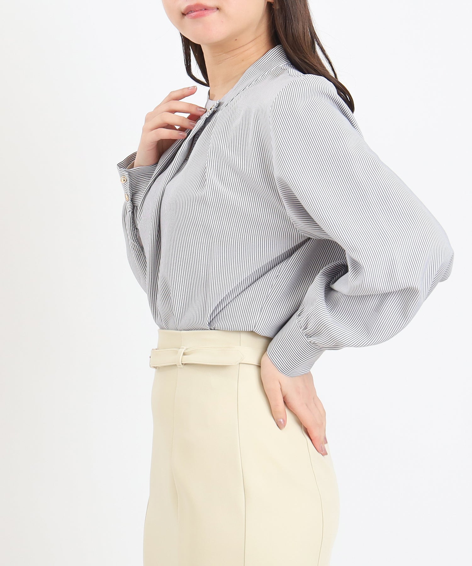 ホワイト×ブラック model:156 着用サイズ:M