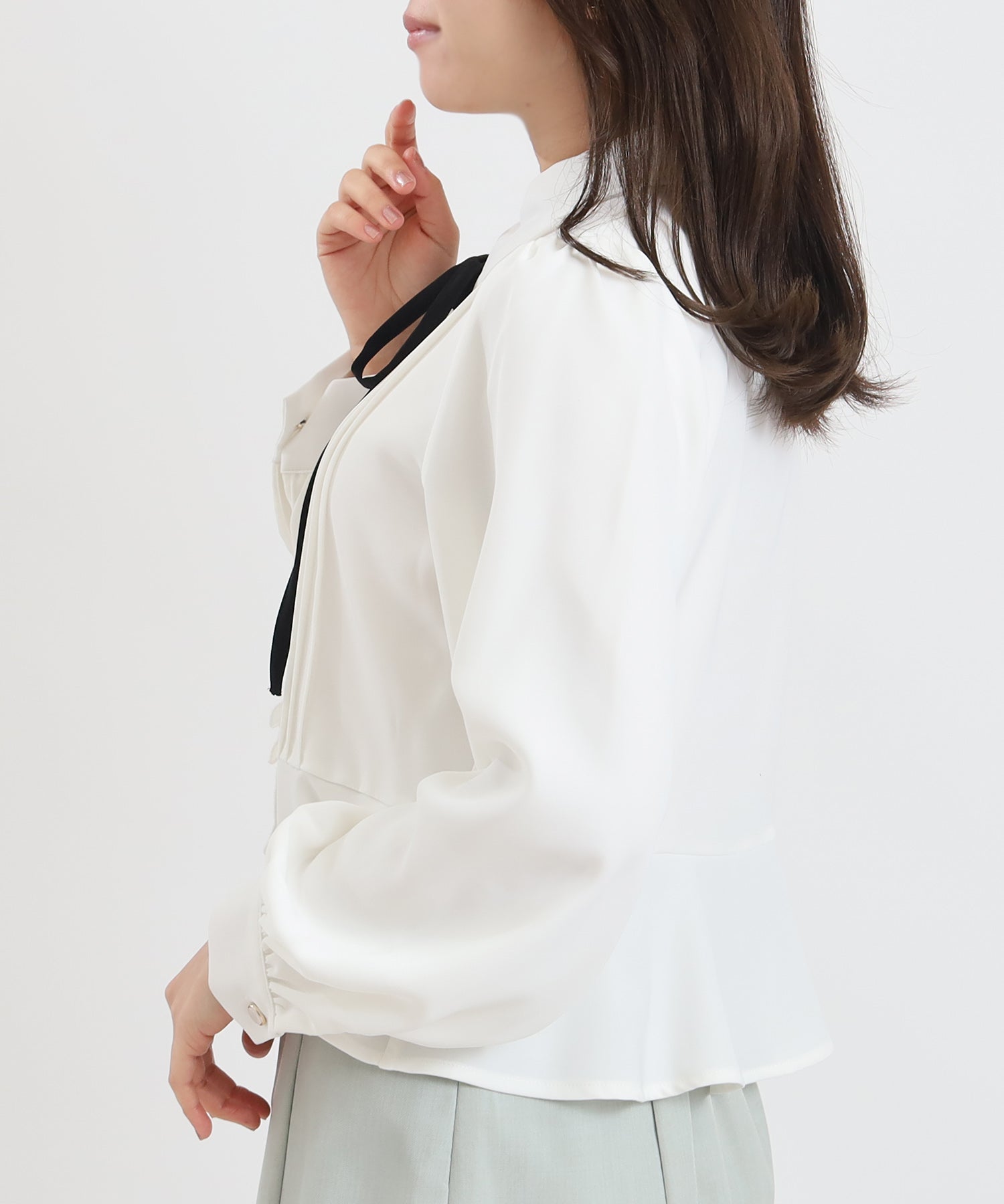 ホワイト model:156 着用サイズ:M