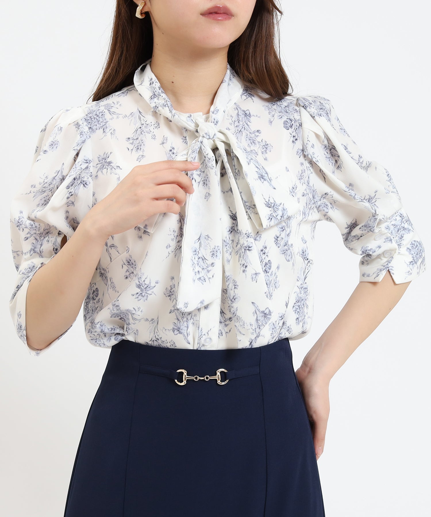 アソート花柄ボウタイブラウス 