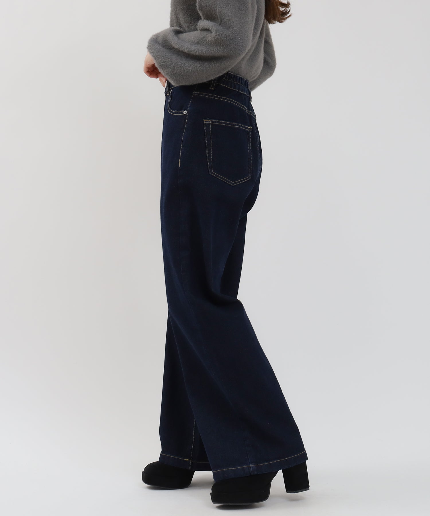 インディゴブルー model:155 着用サイズ:M