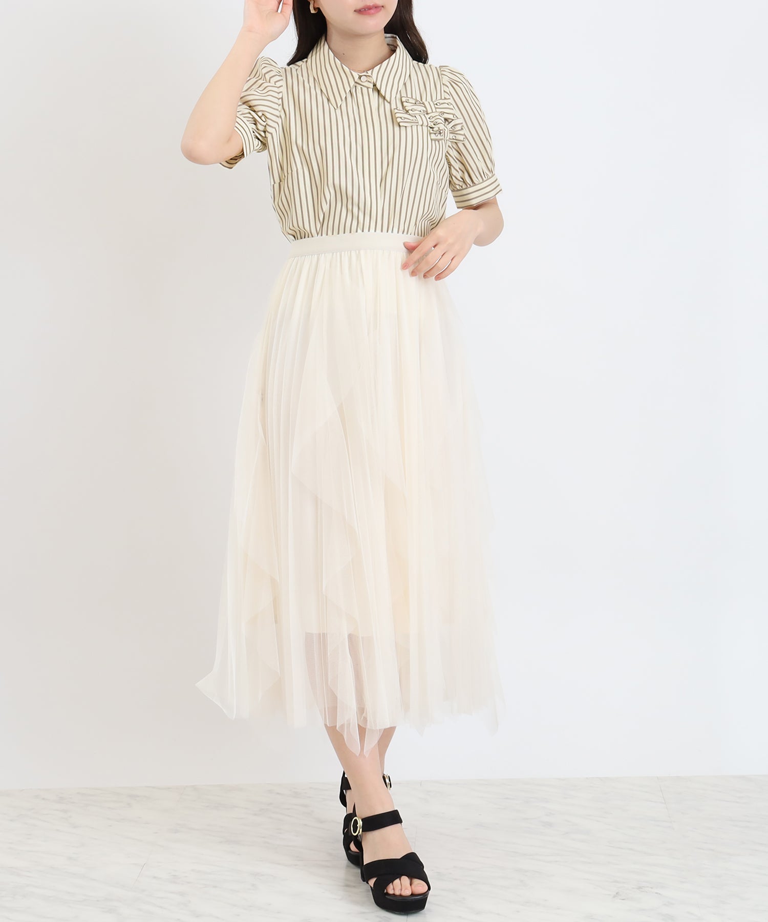 ベージュ model:156 着用サイズ:M