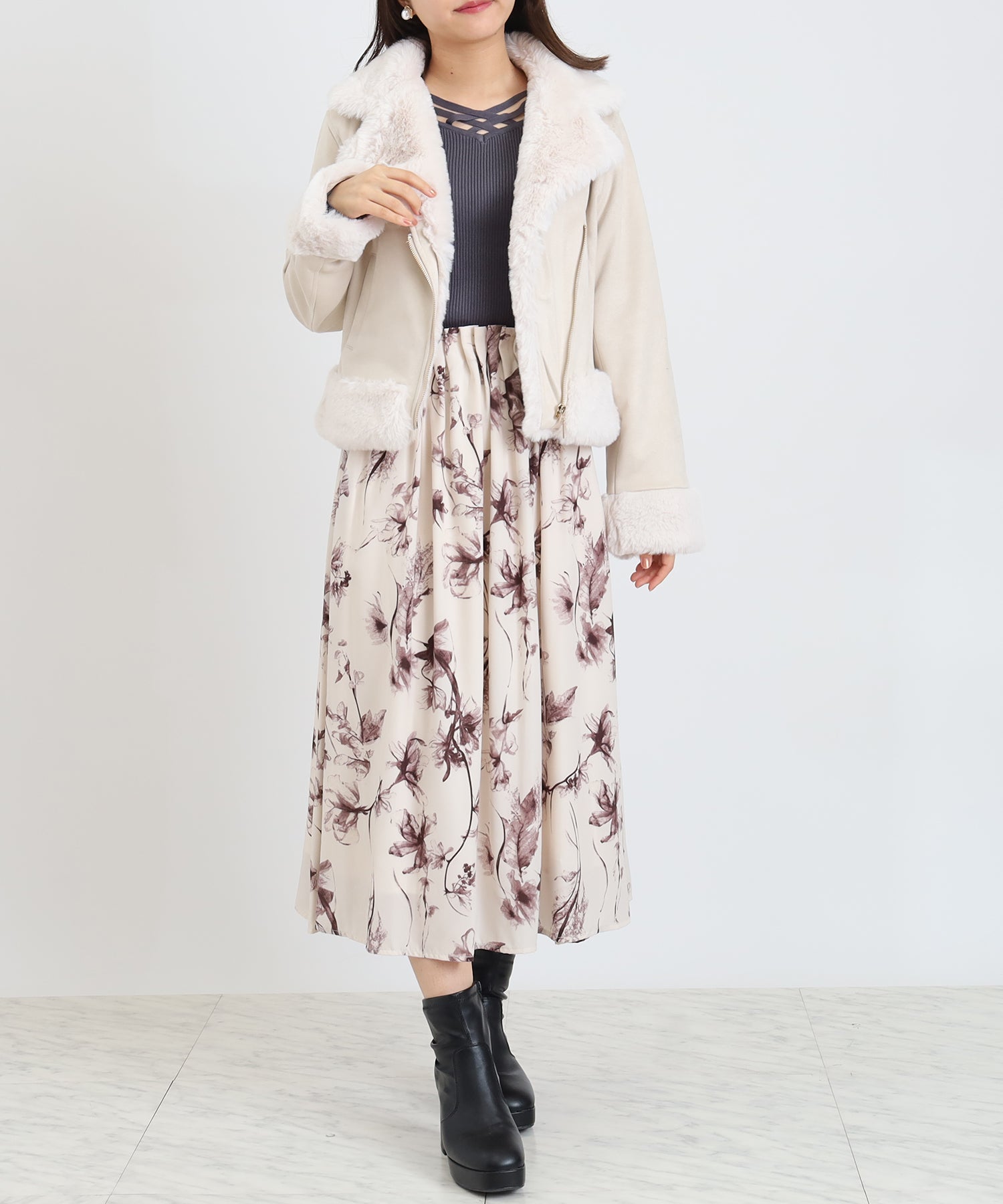 アイボリー model:156cm 着用サイズ:M