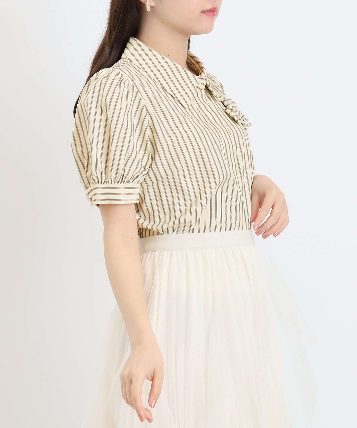 ベージュ model:156 着用サイズ:M