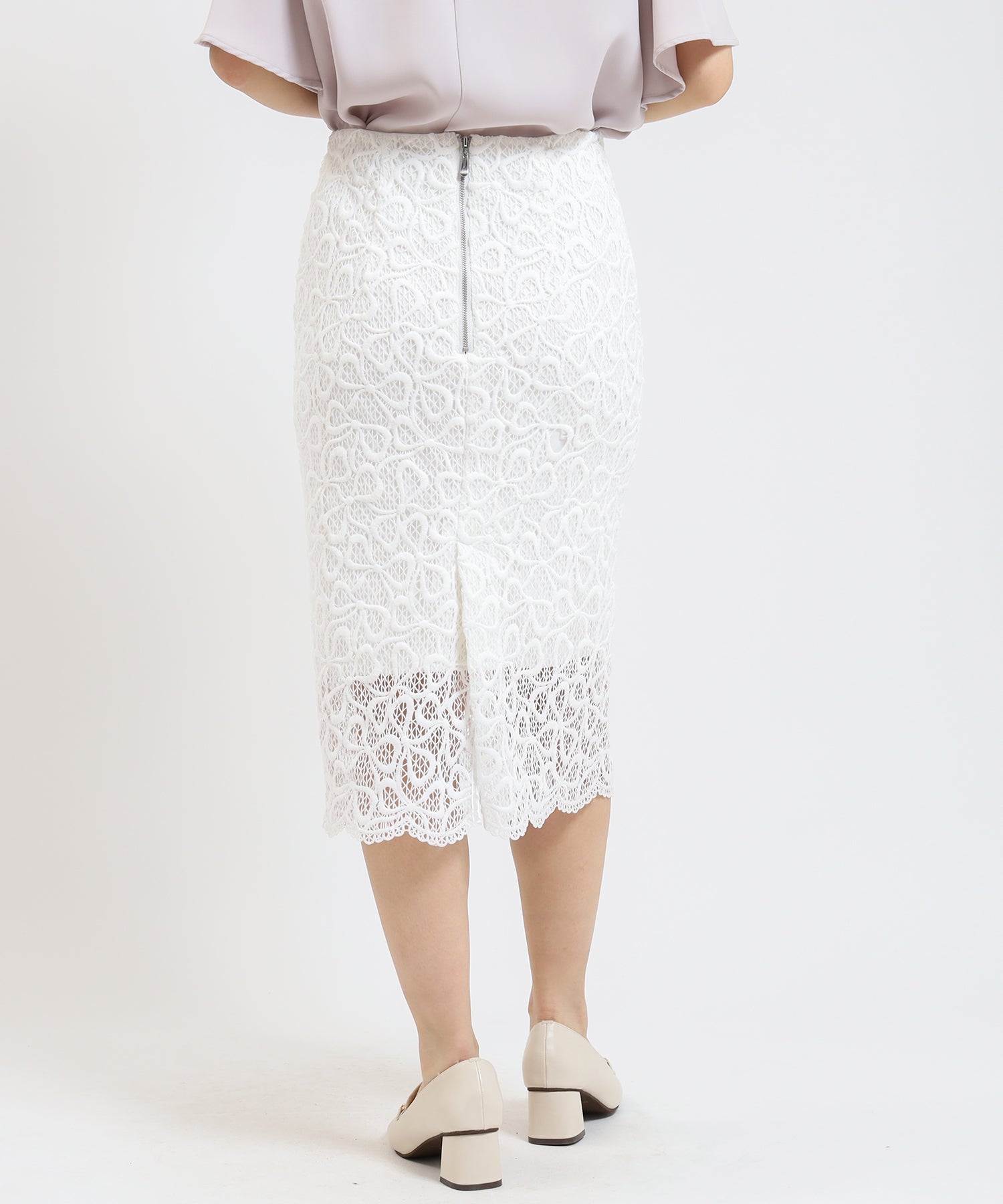 ホワイト model:155cm/骨格ウェーブ 着用サイズ:S