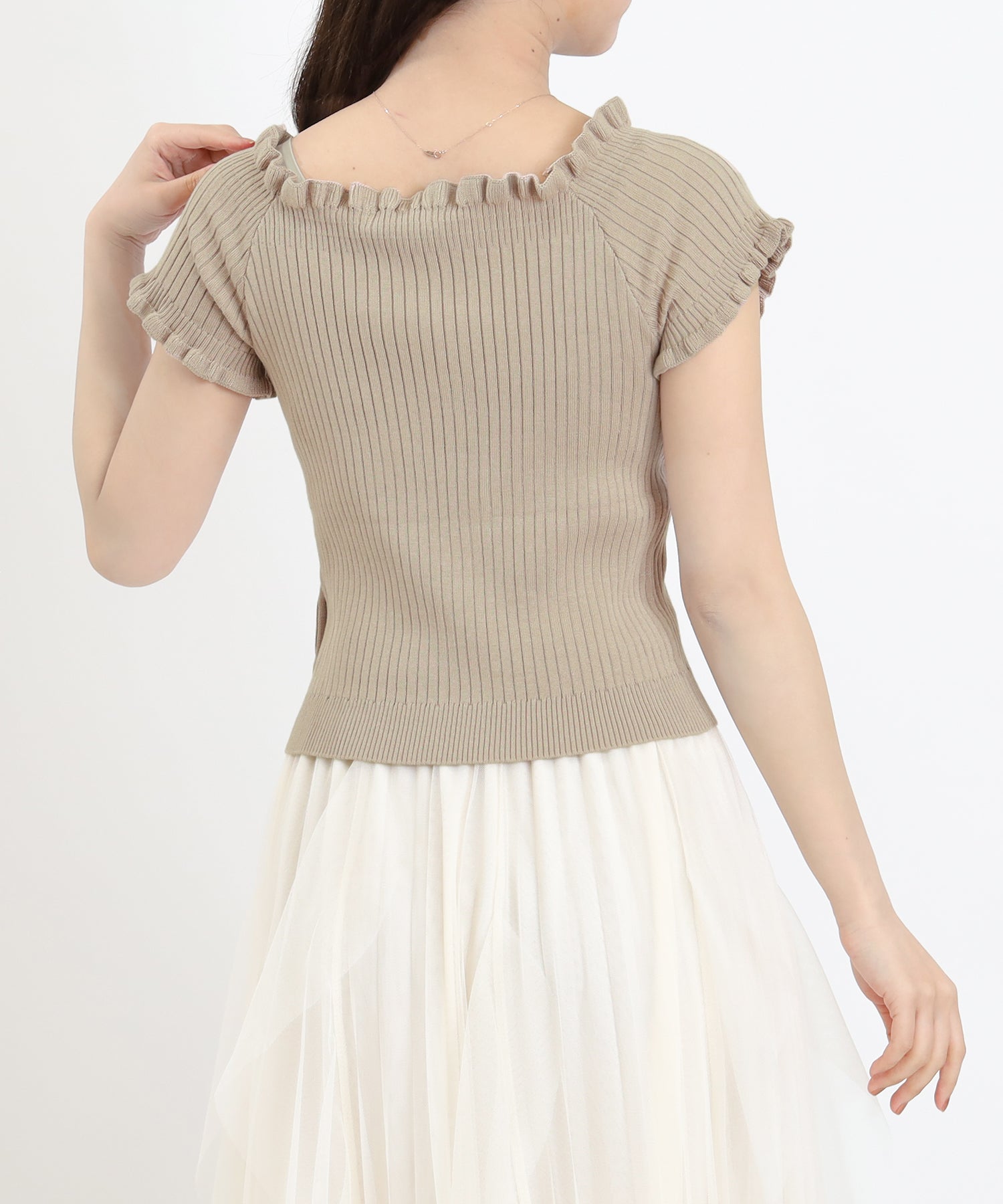 ベージュ model:156 着用サイズ:M