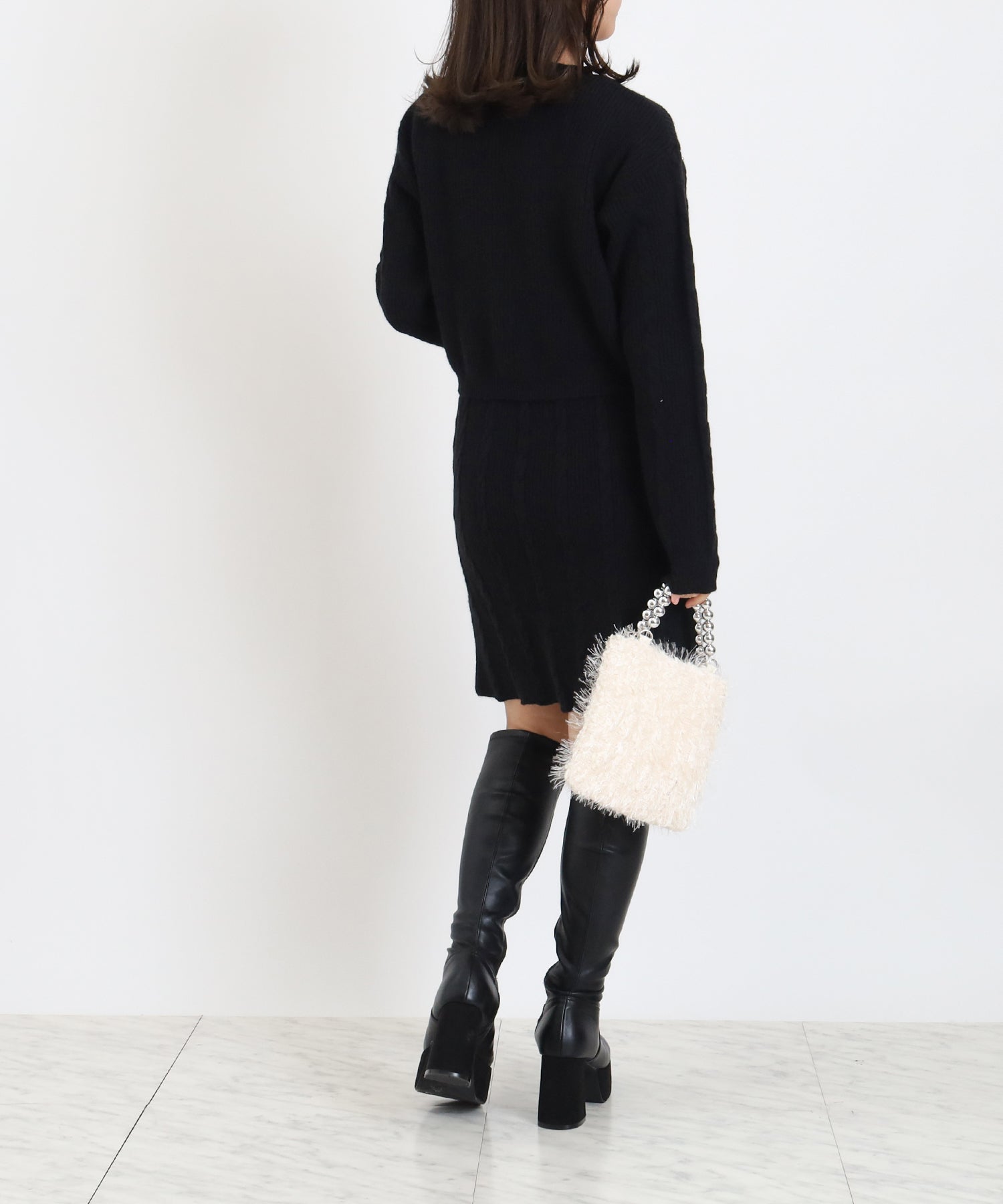 ブラック model:156 着用サイズ:M