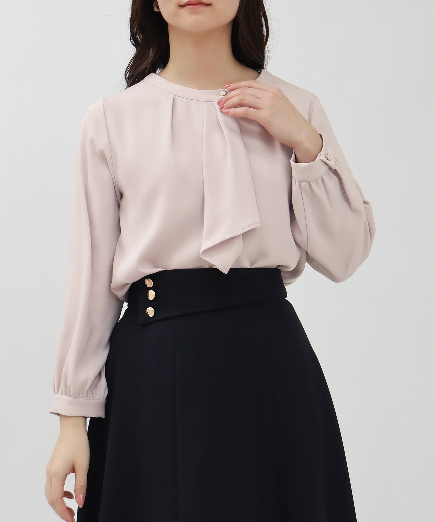 ピンクベージュ model:160 着用サイズ:M