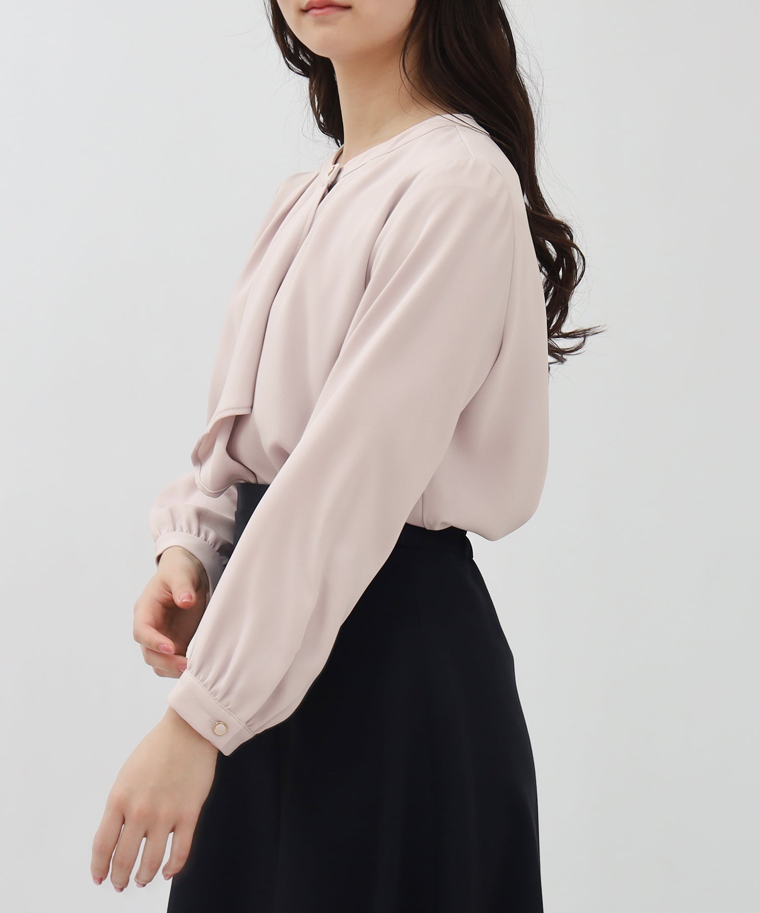 ピンクベージュ model:160 着用サイズ:M