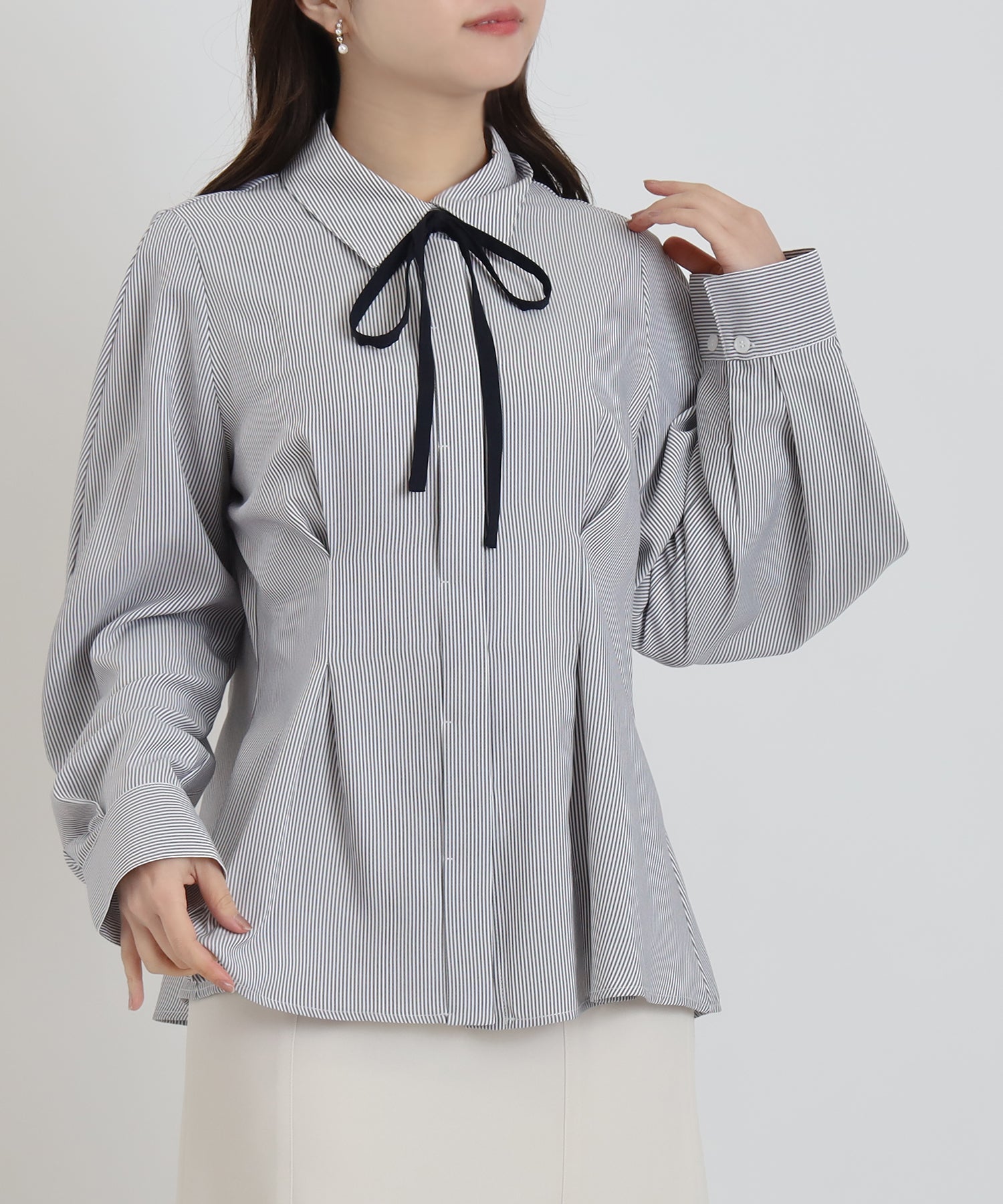 ホワイト×ブラック